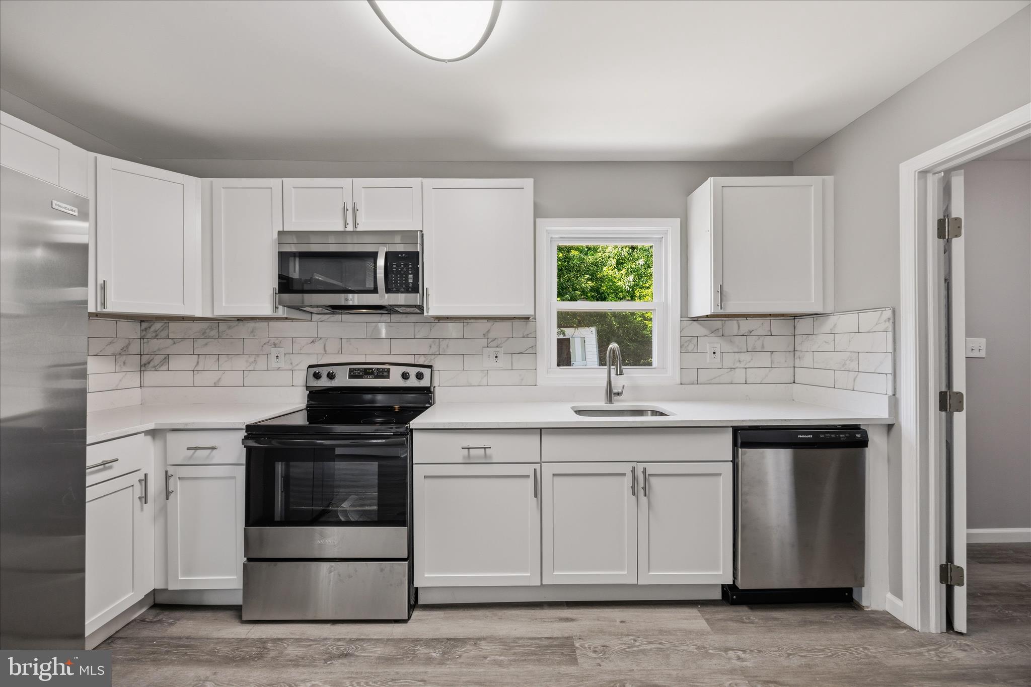 CHESTER HARBOR - Residential