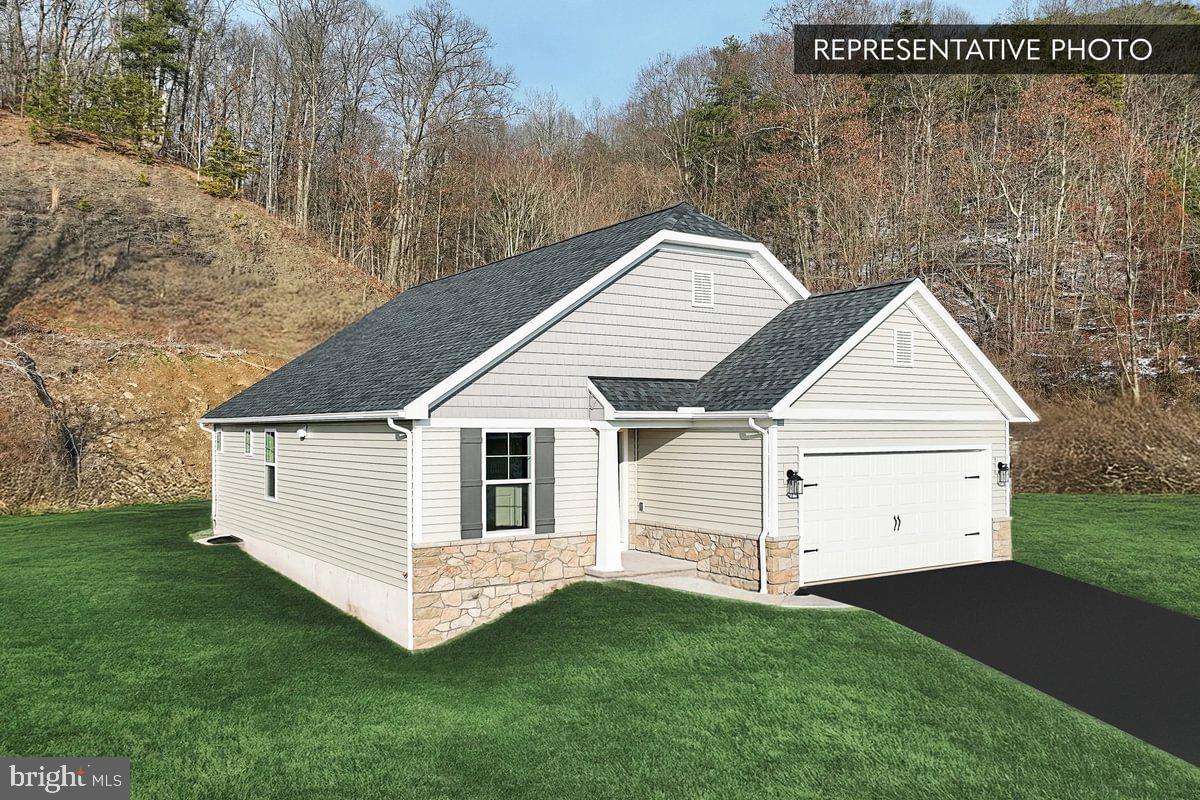 HILLS AT VALLEY VIEW - Residential
