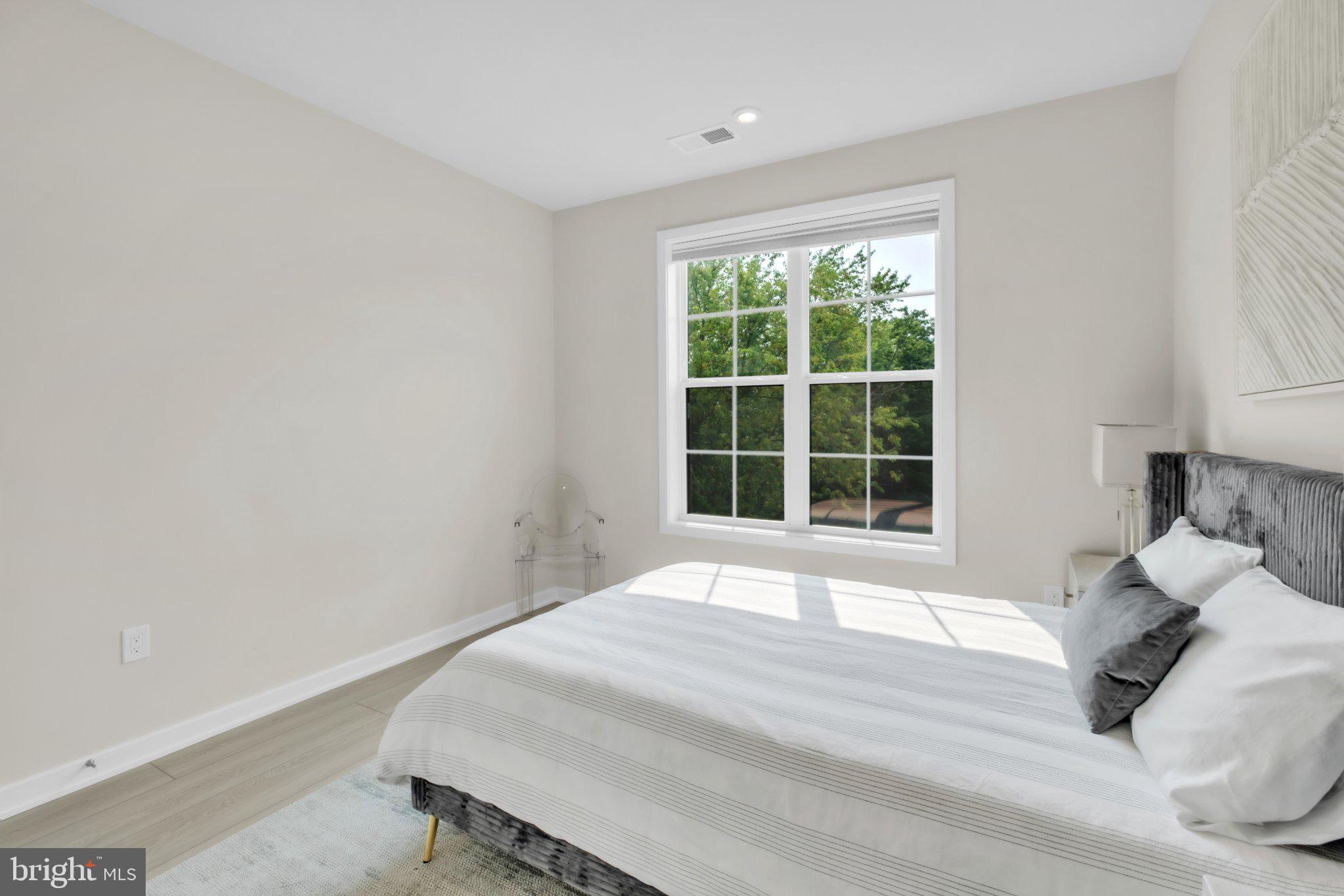 UNION PARK AT MCLEAN - Residential