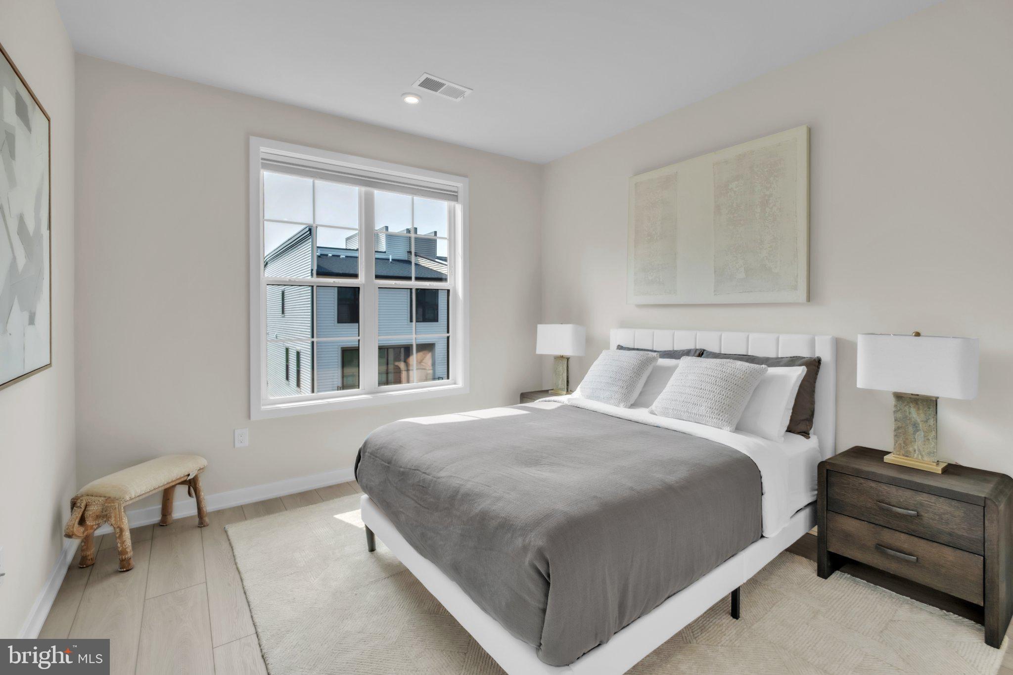 UNION PARK AT MCLEAN - Residential