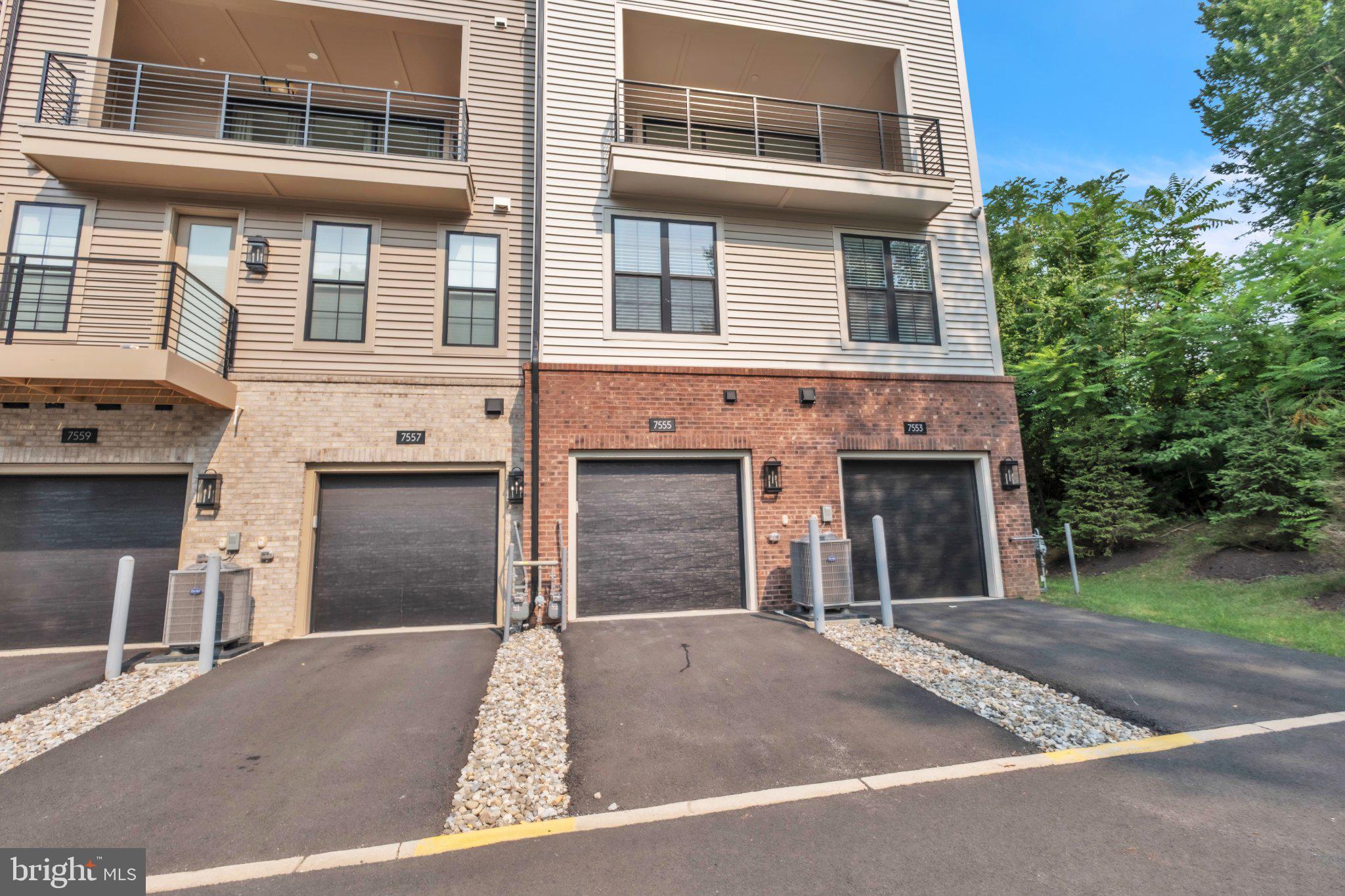 UNION PARK AT MCLEAN - Residential