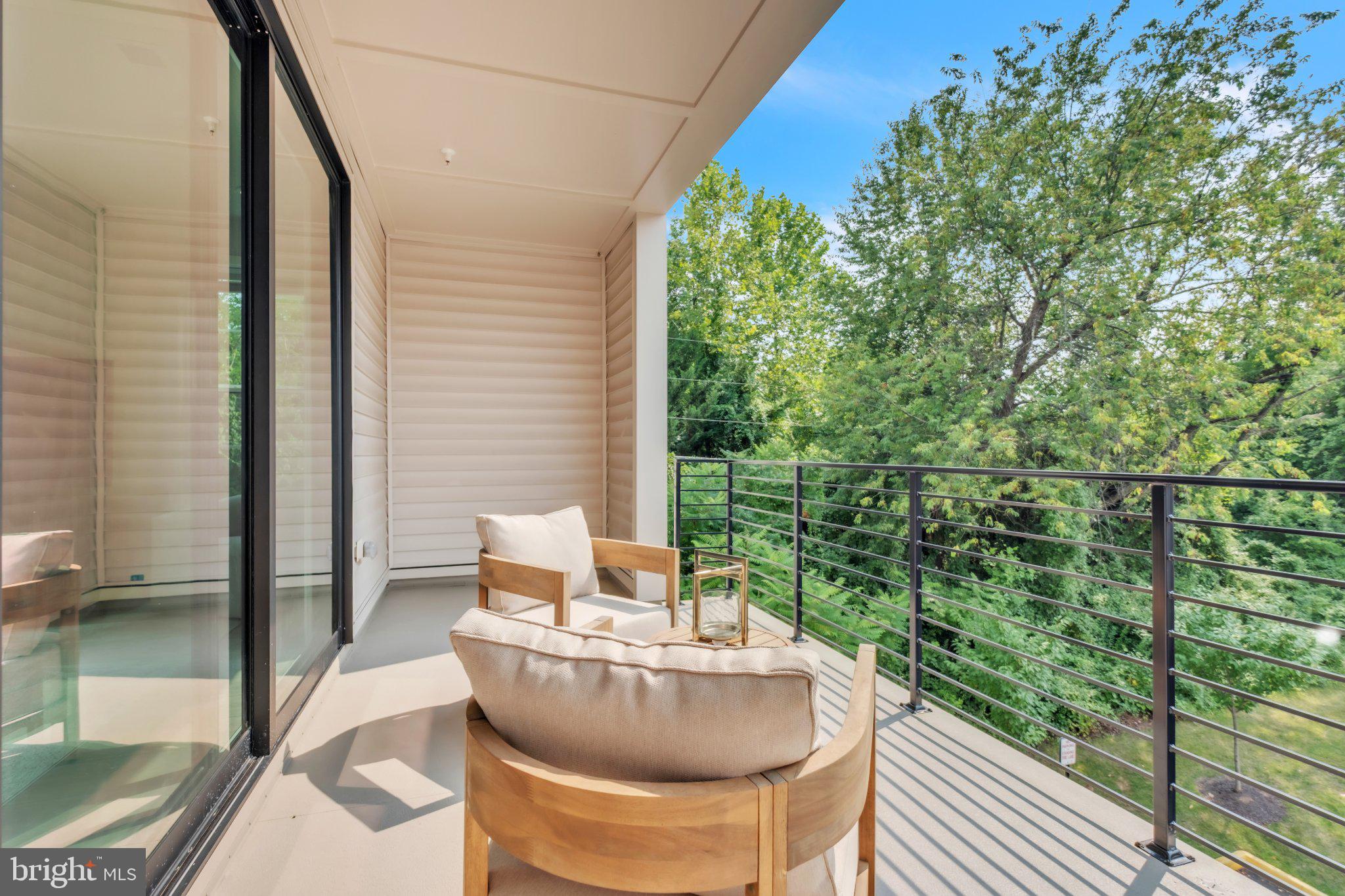UNION PARK AT MCLEAN - Residential