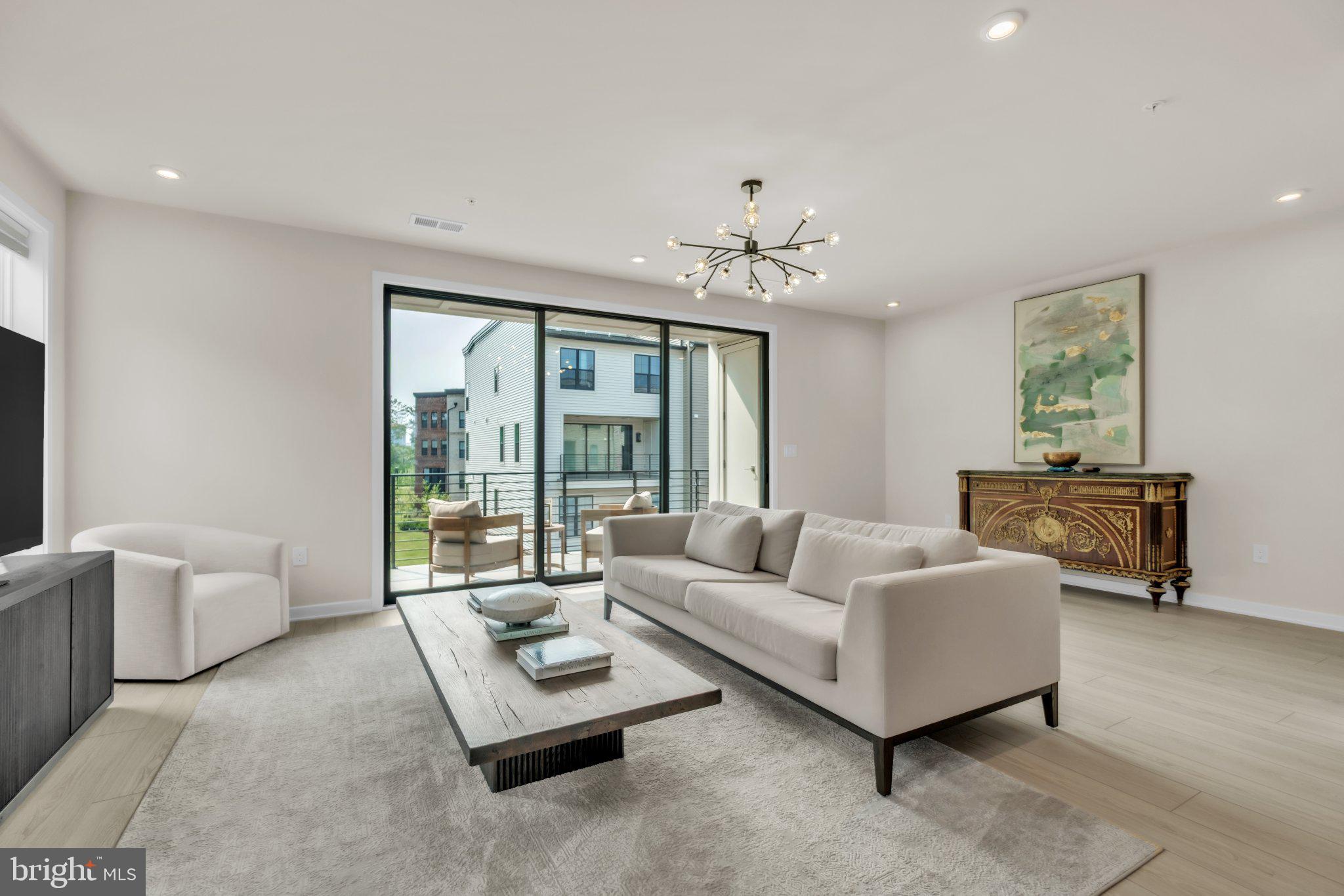 UNION PARK AT MCLEAN - Residential