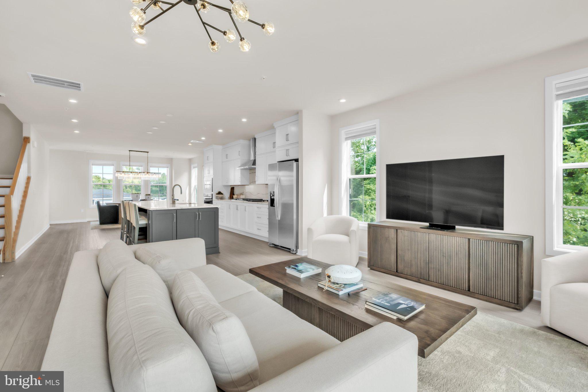 UNION PARK AT MCLEAN - Residential