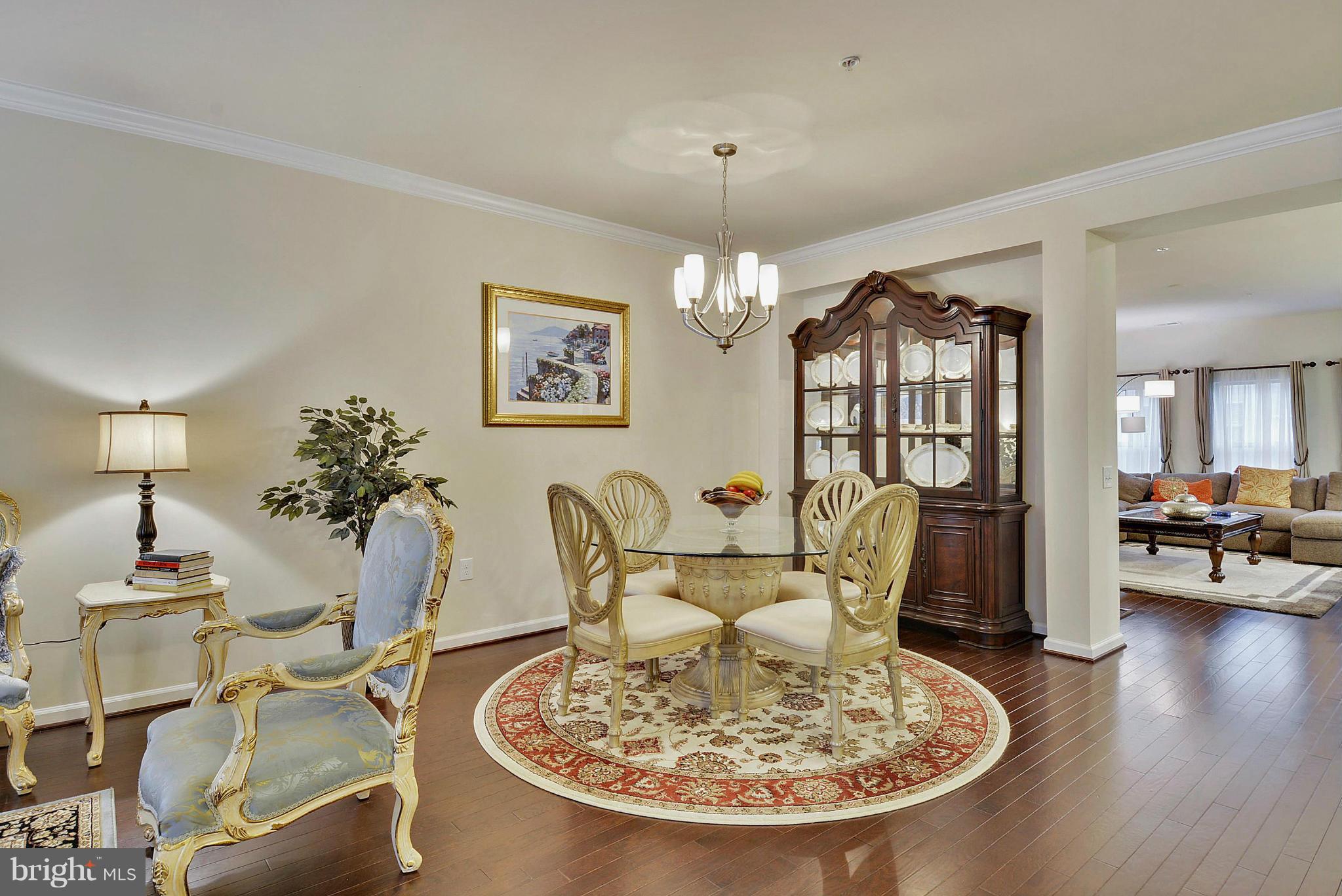 CROWN - Residential