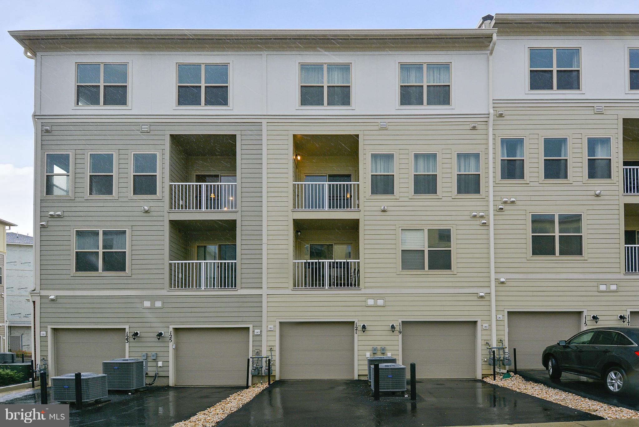 CROWN - Residential