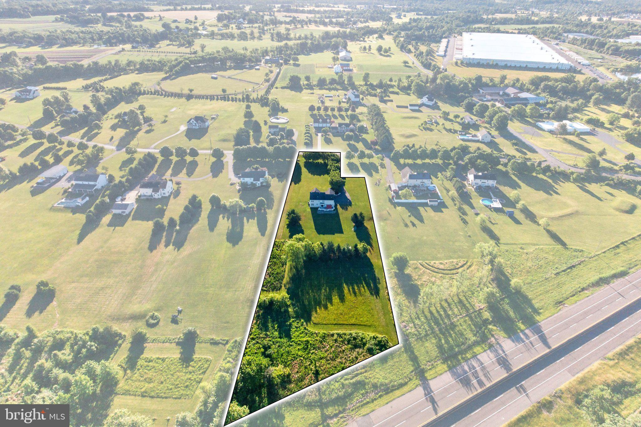 WALNUT SHADE FARM - Residential