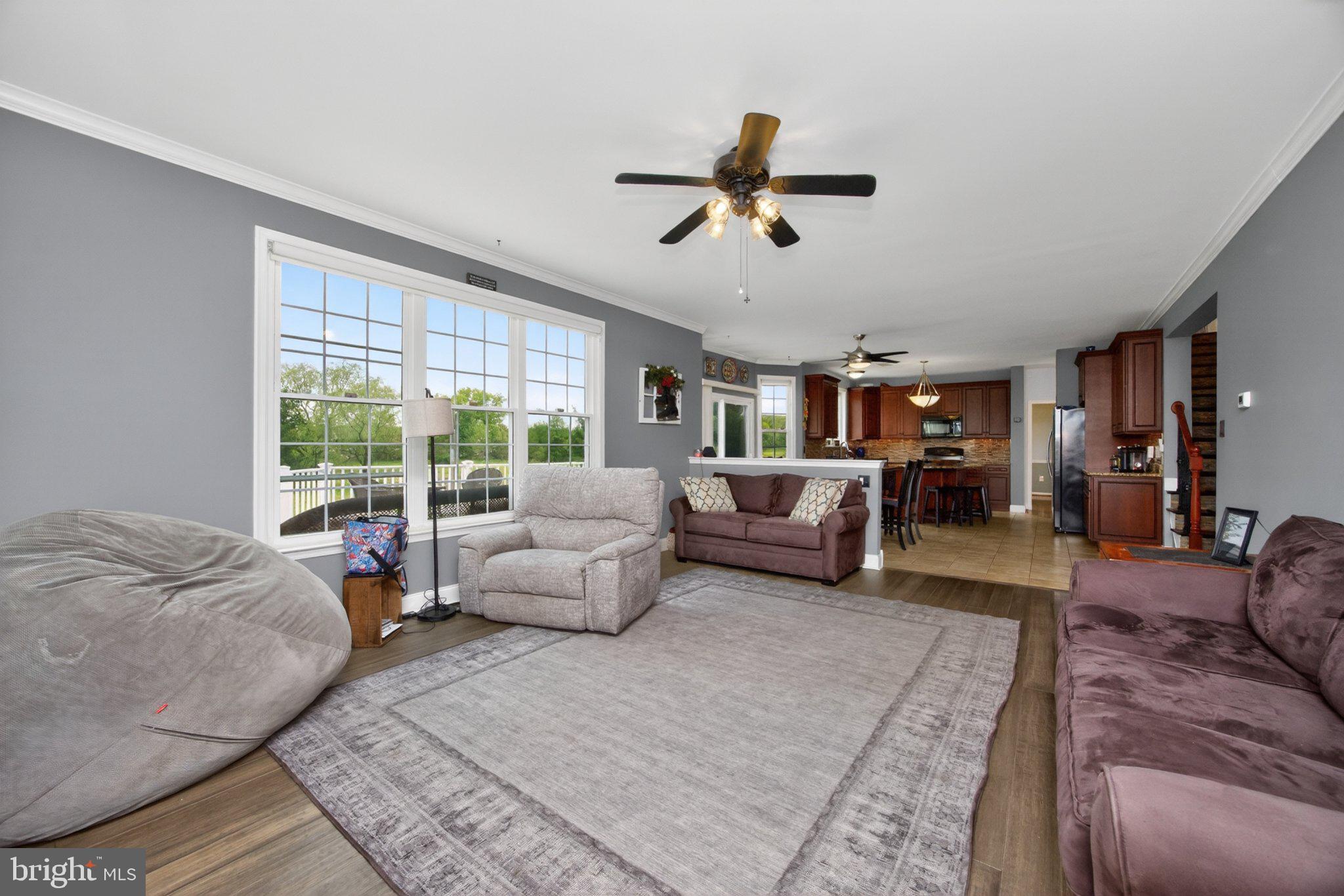 WALNUT SHADE FARM - Residential