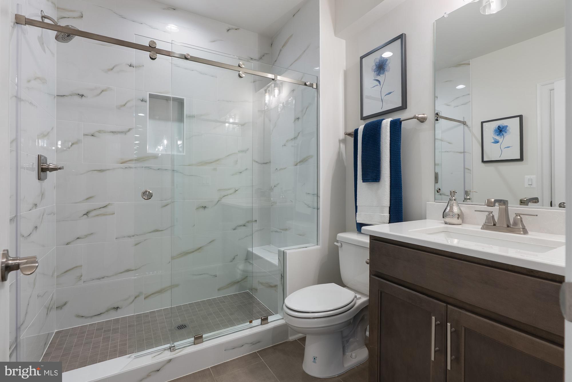 FAIRFAX FARMS - Residential