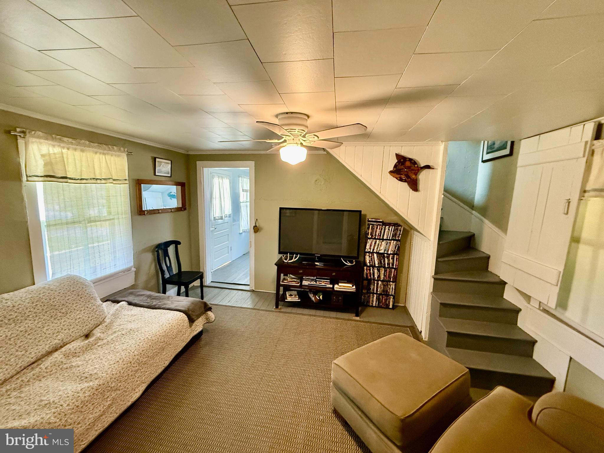 HILLS POINT - Residential