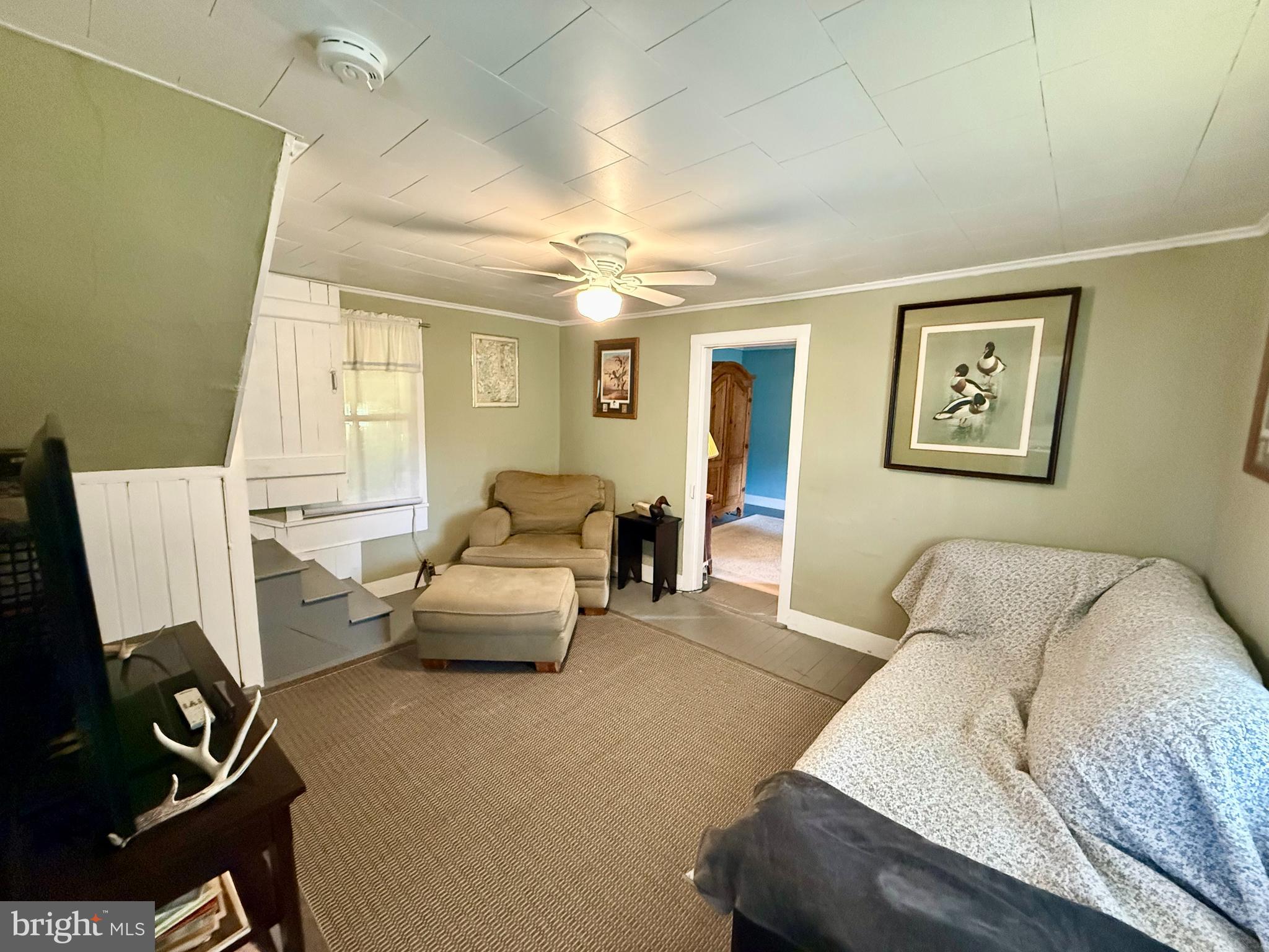 HILLS POINT - Residential