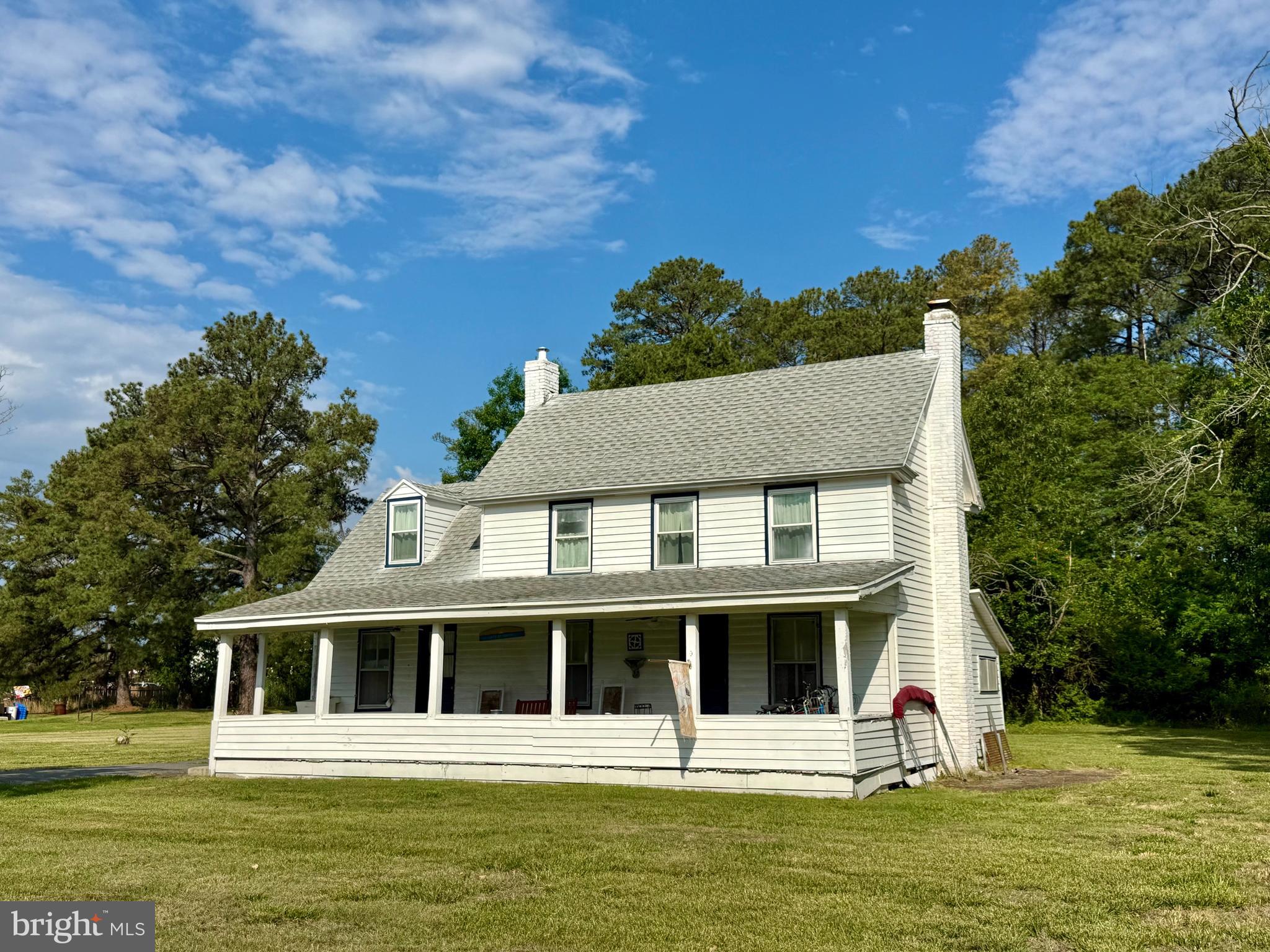 HILLS POINT - Residential