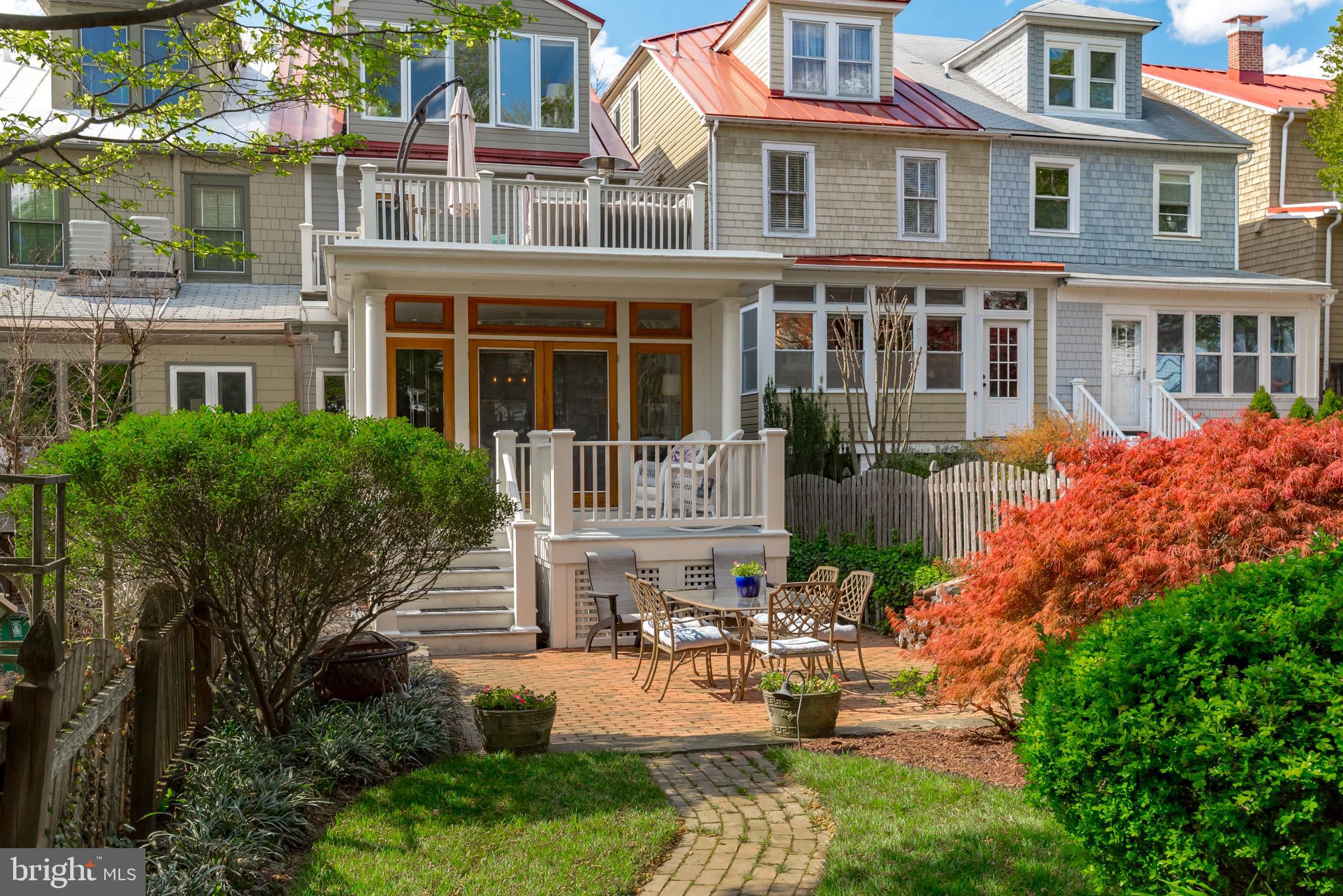 HISTORIC DISTRICT - Residential