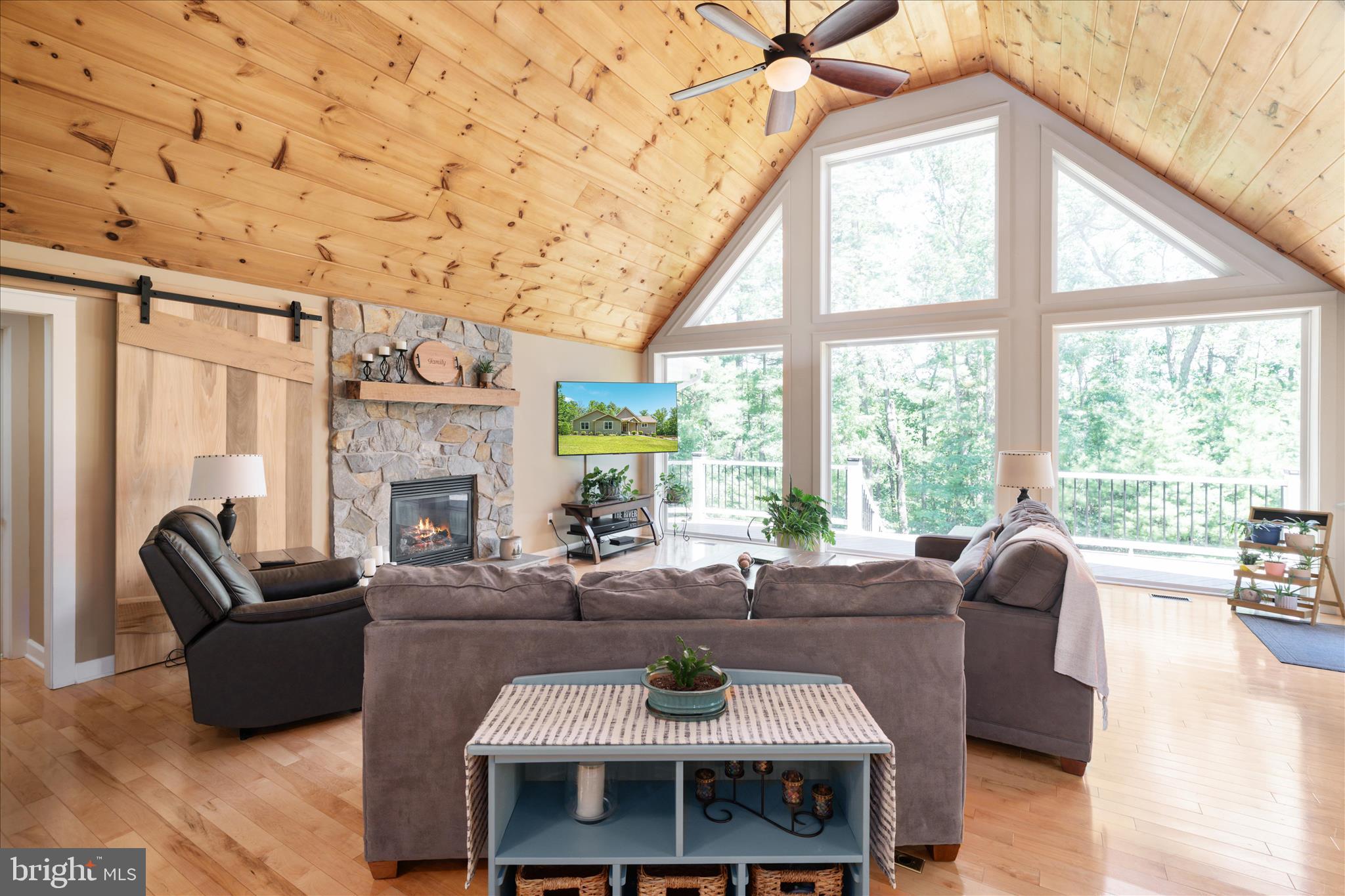 CREEK SIDE WOODS - Residential