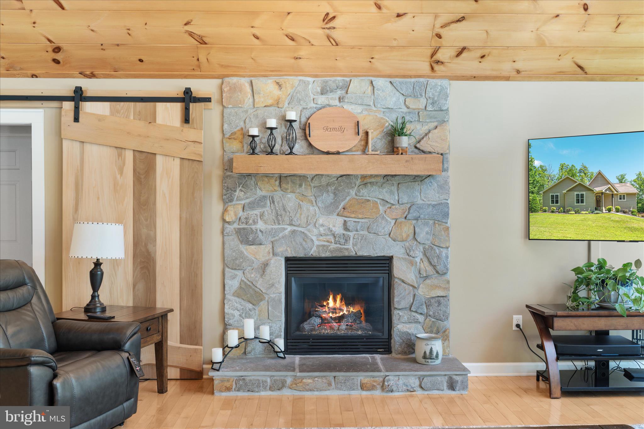 CREEK SIDE WOODS - Residential