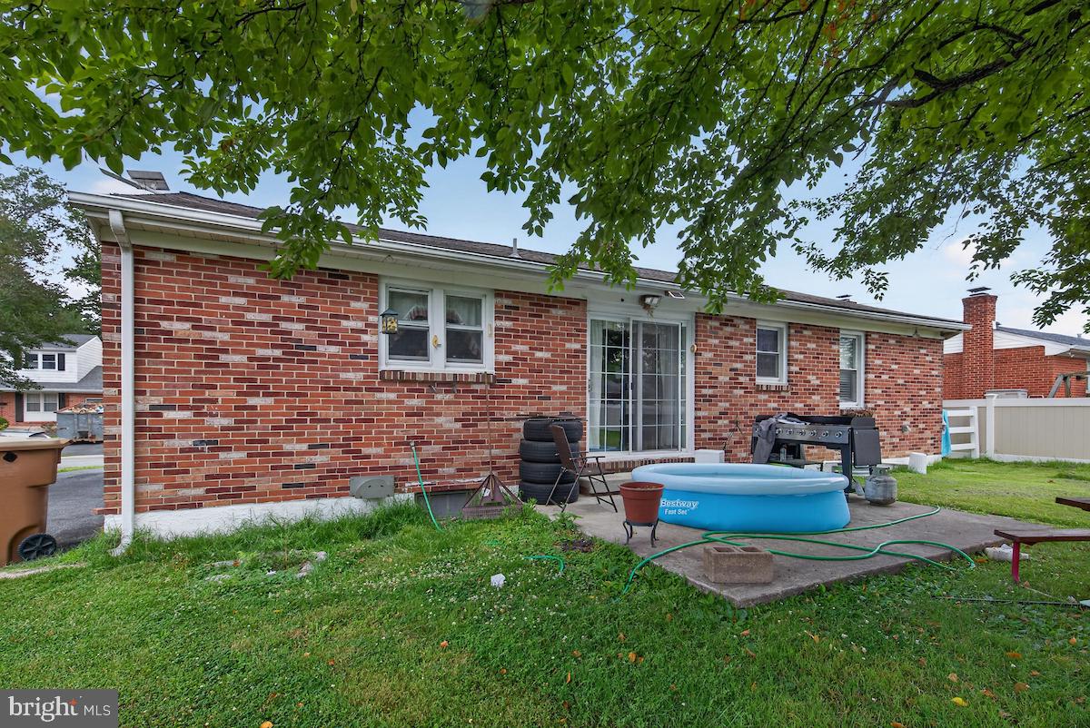VAN DYKE VILLAGE - Residential