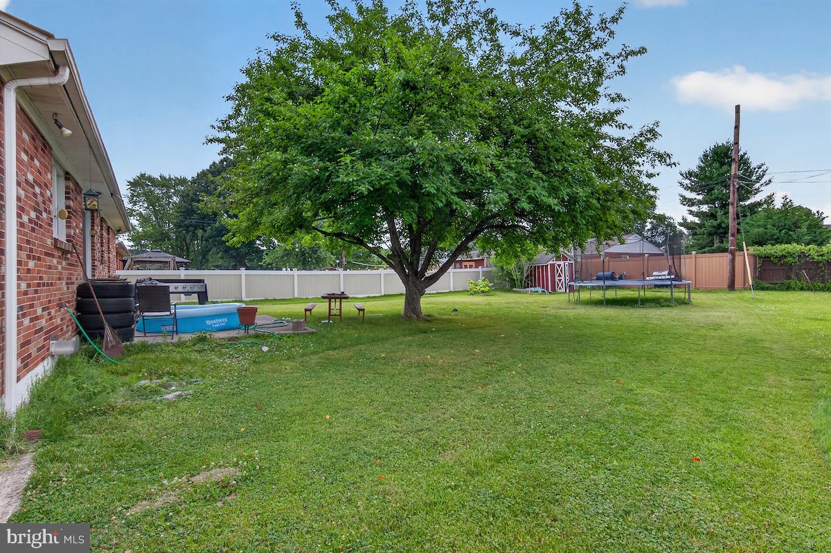 VAN DYKE VILLAGE - Residential
