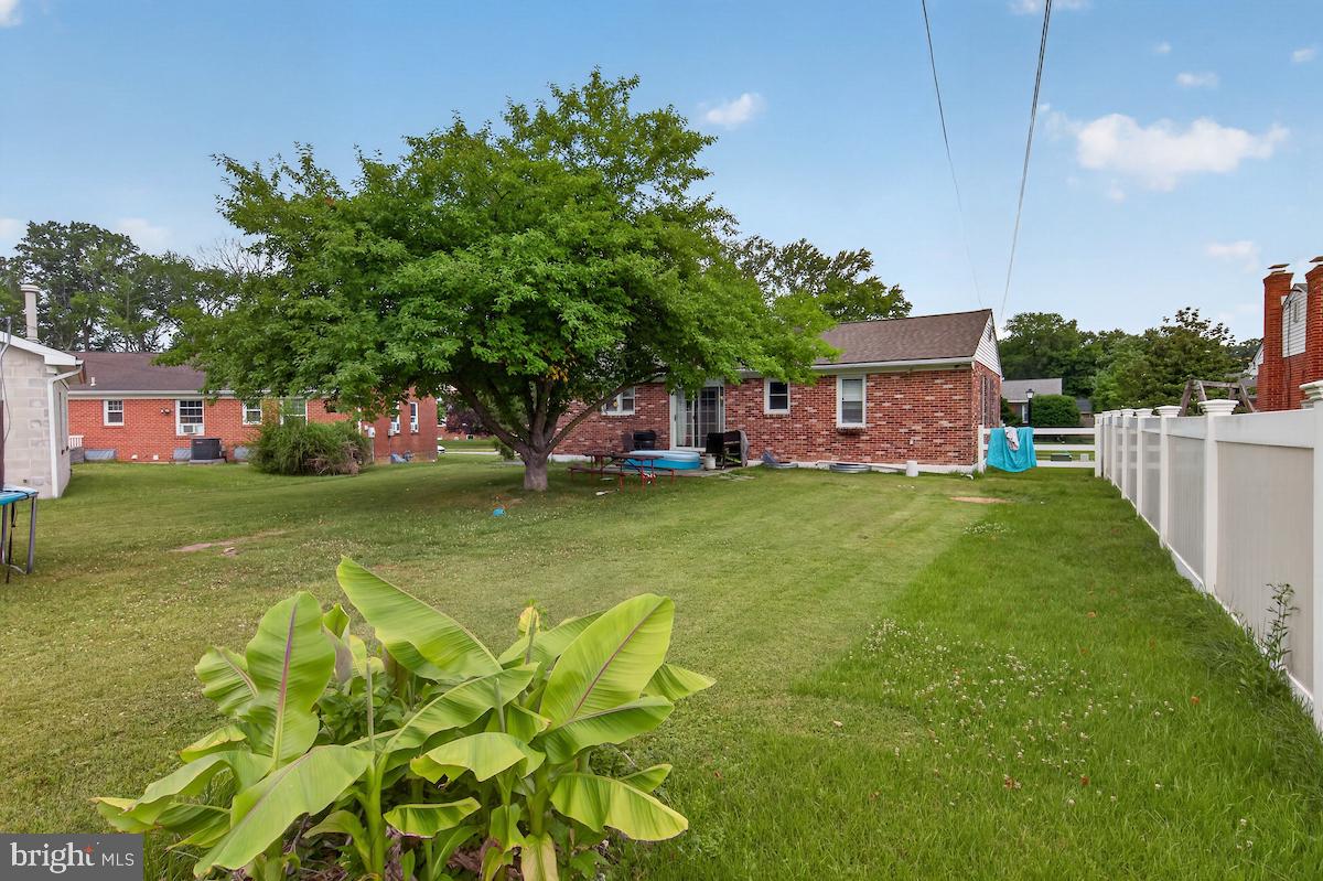 VAN DYKE VILLAGE - Residential