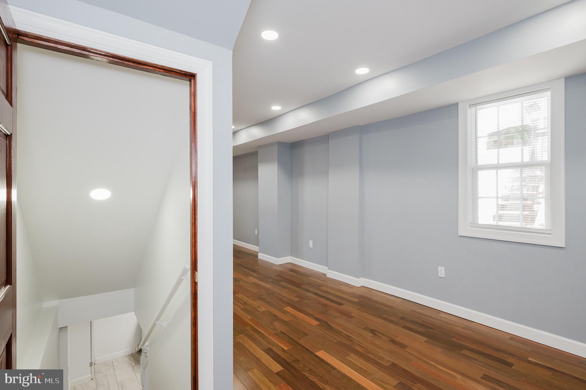 BROOKLYN - Residential