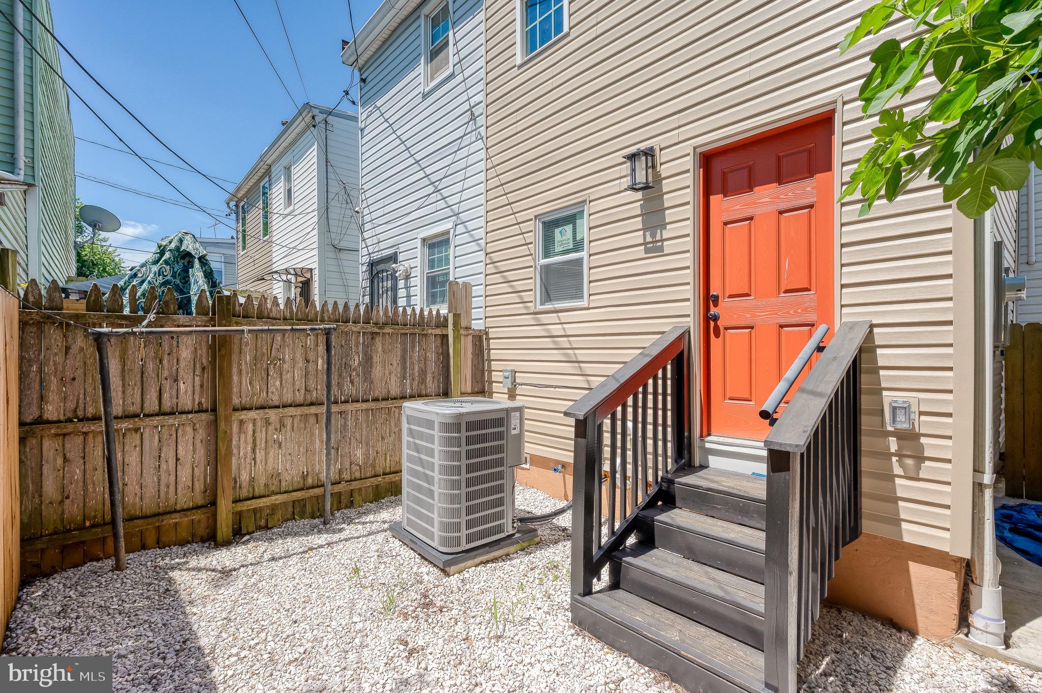 BROOKLYN - Residential