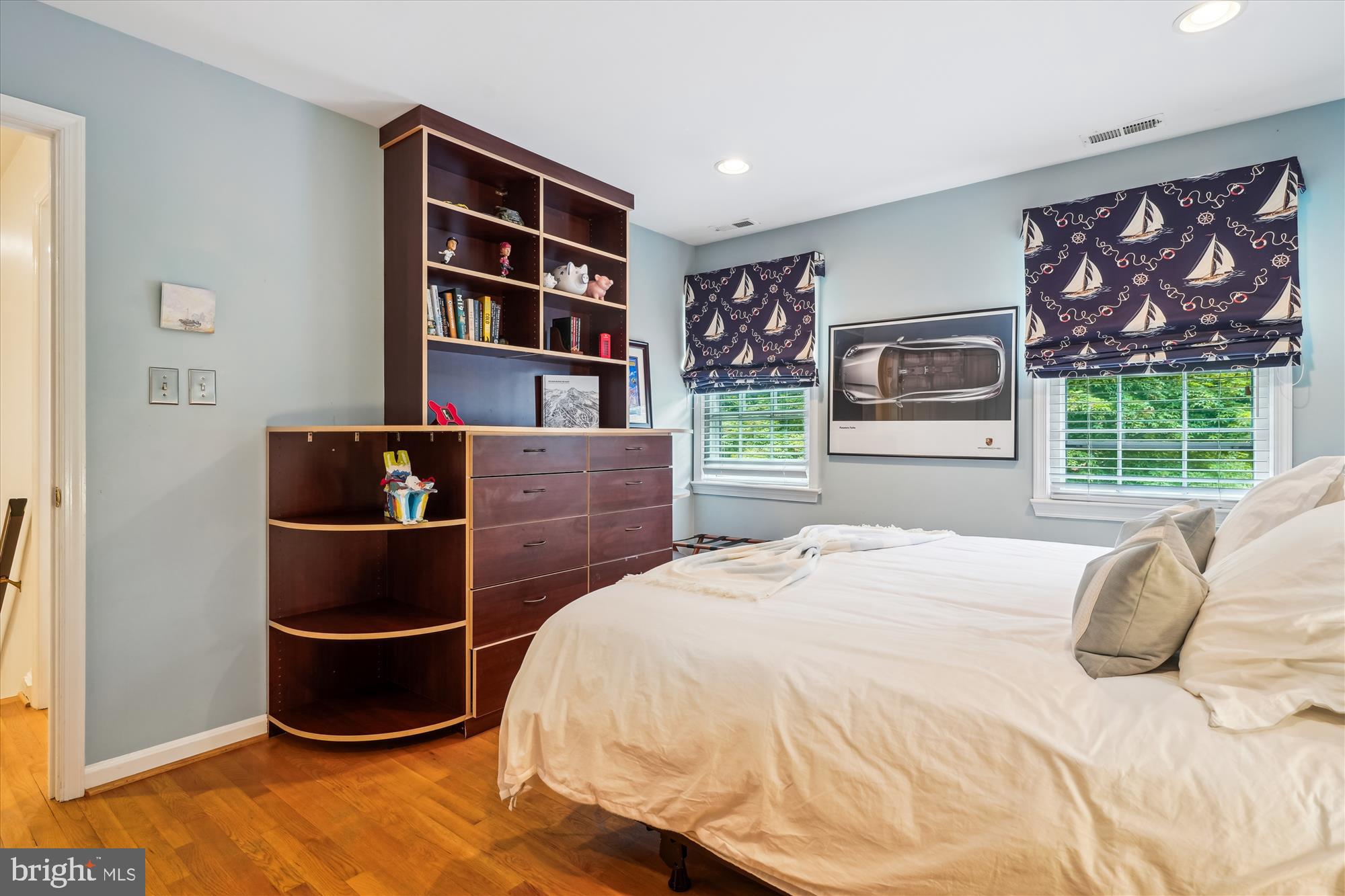 FOREST VILLA WOODS - Residential