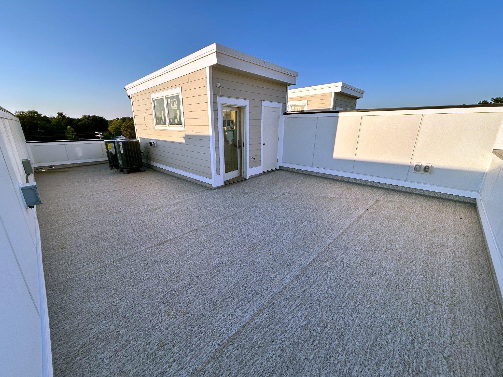 TOWNE ROW - Residential
