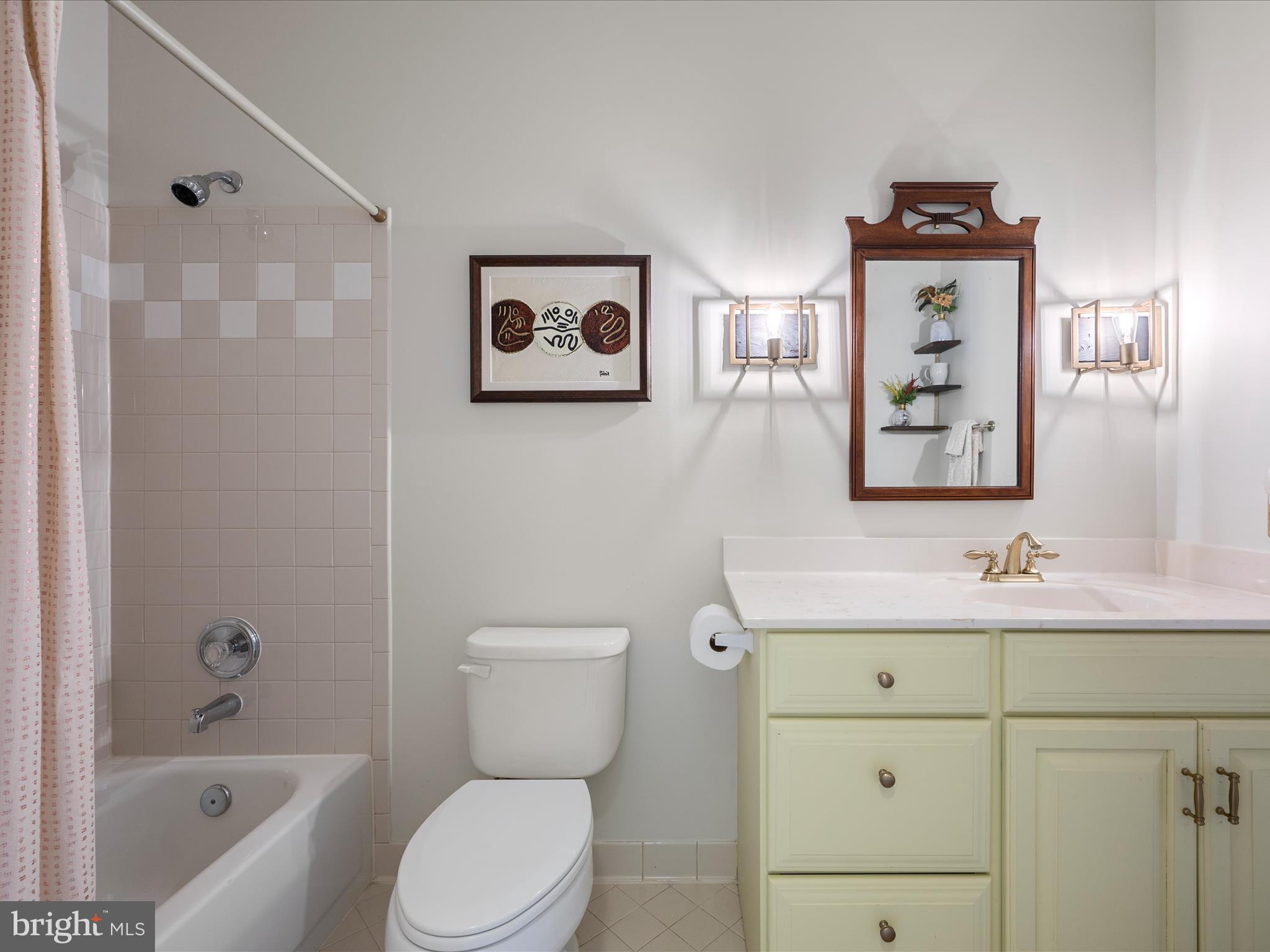 SADDLEBROOK - Residential