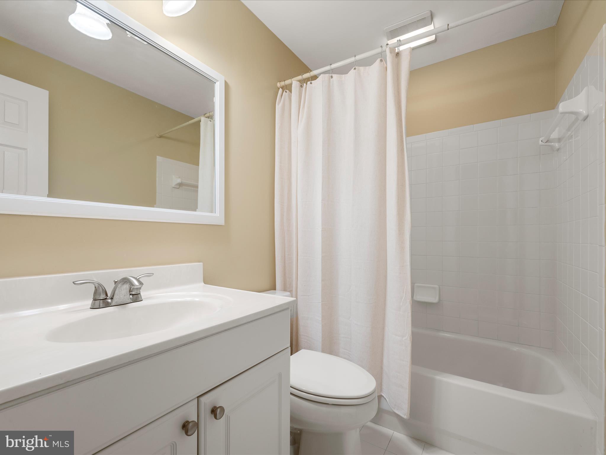 SADDLEBROOK - Residential