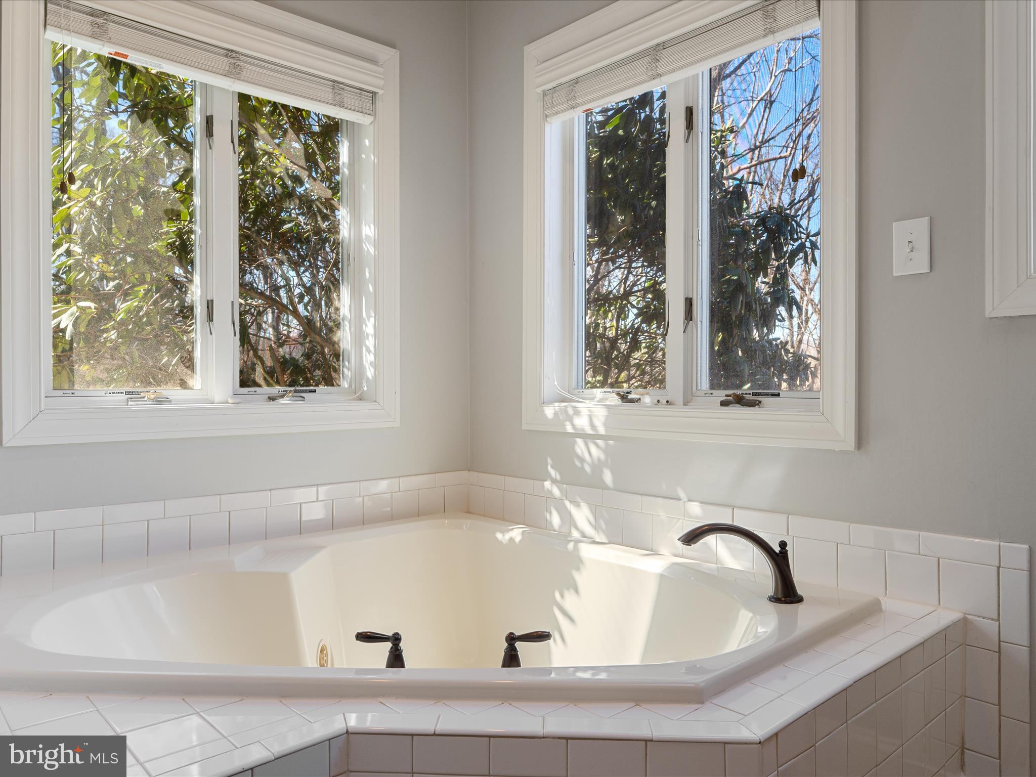 SADDLEBROOK - Residential