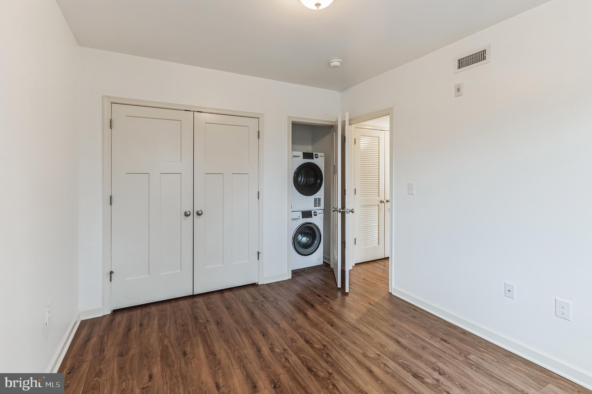 ROXBOROUGH - Residential Lease
