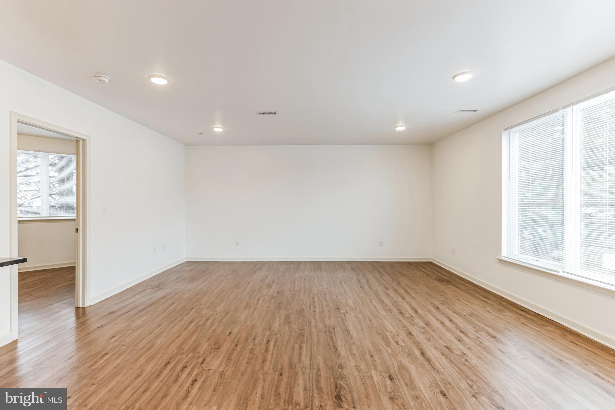 ROXBOROUGH - Residential Lease