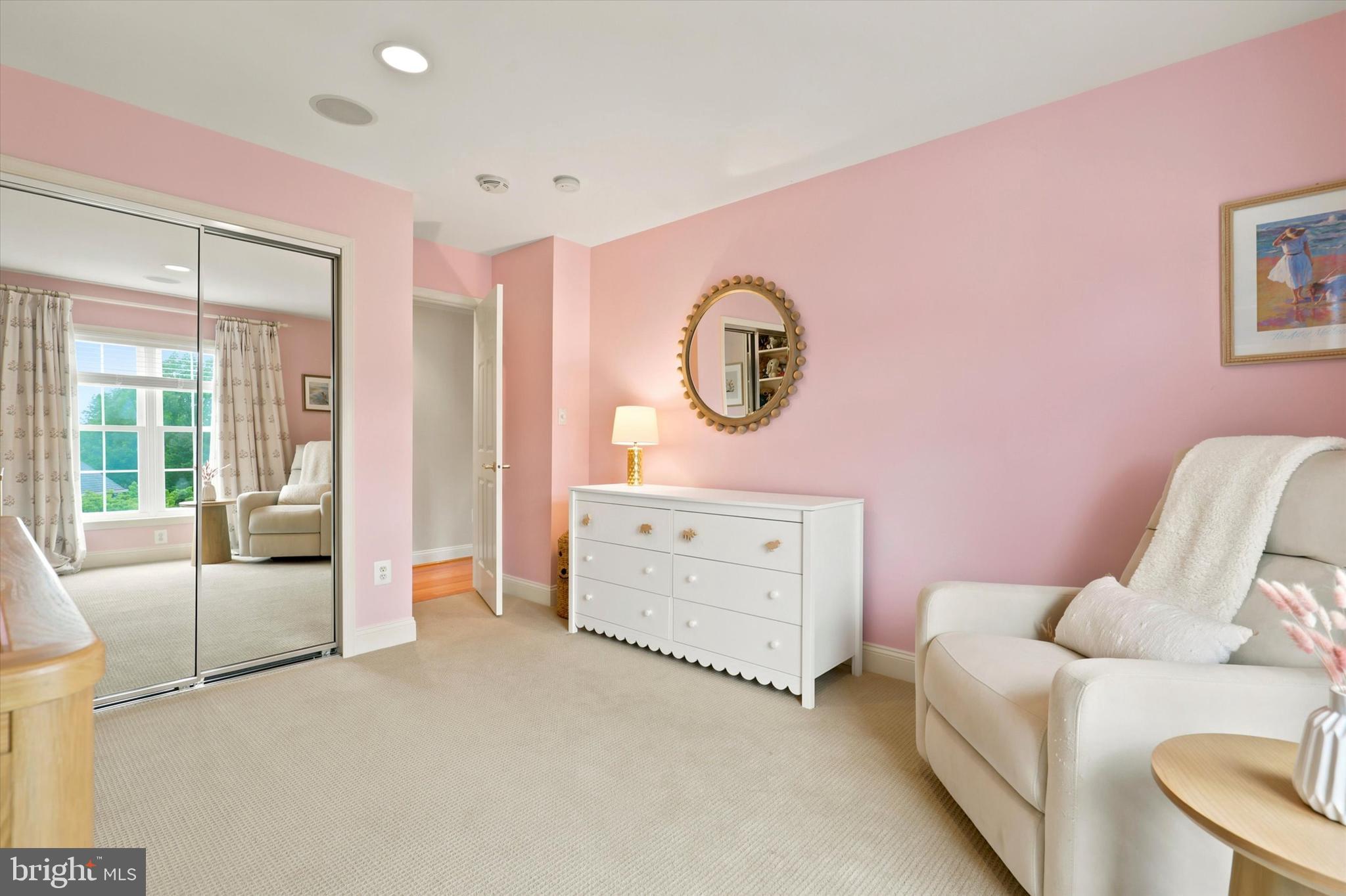BLUE BELL CC - Residential