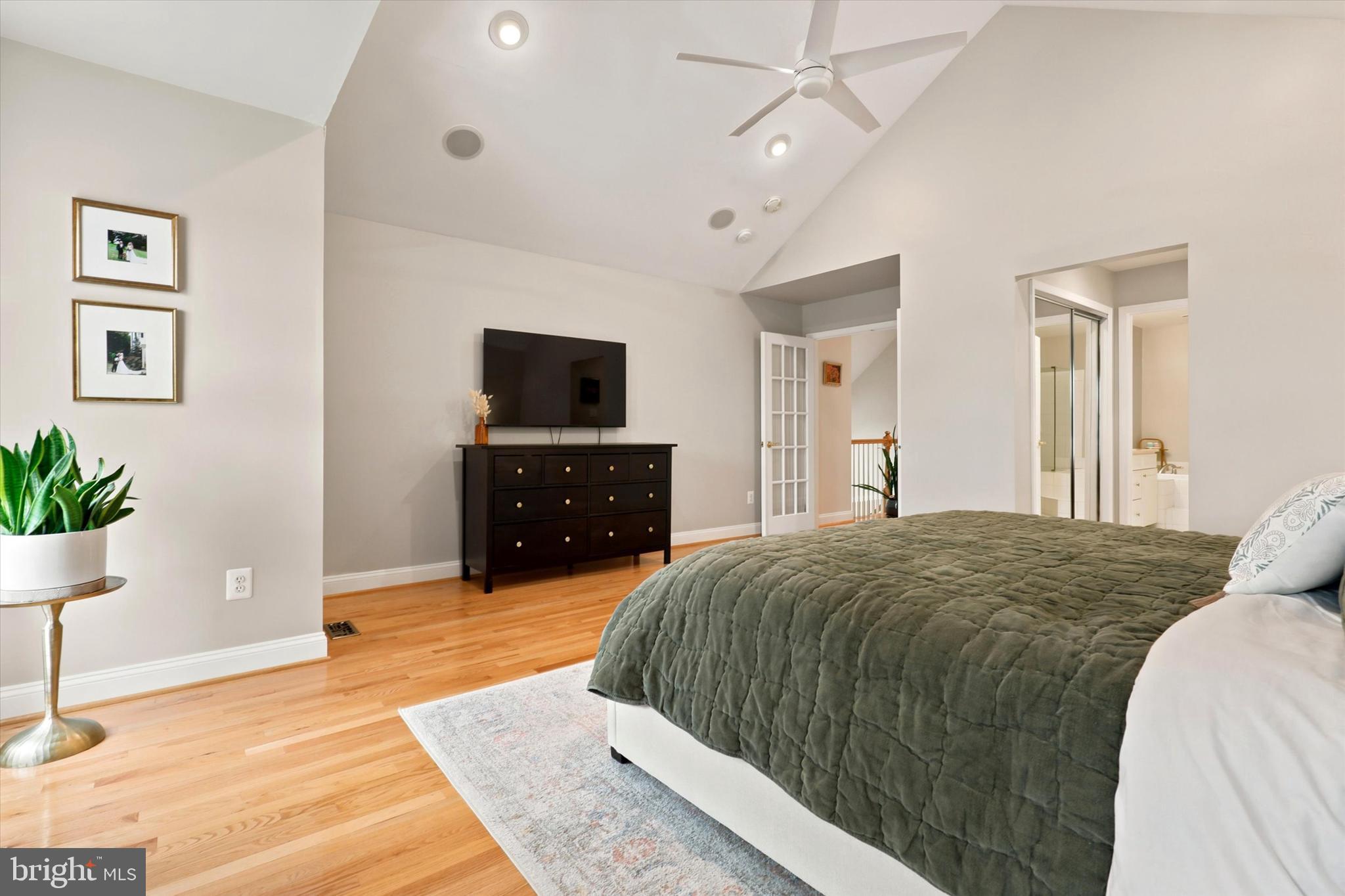 BLUE BELL CC - Residential