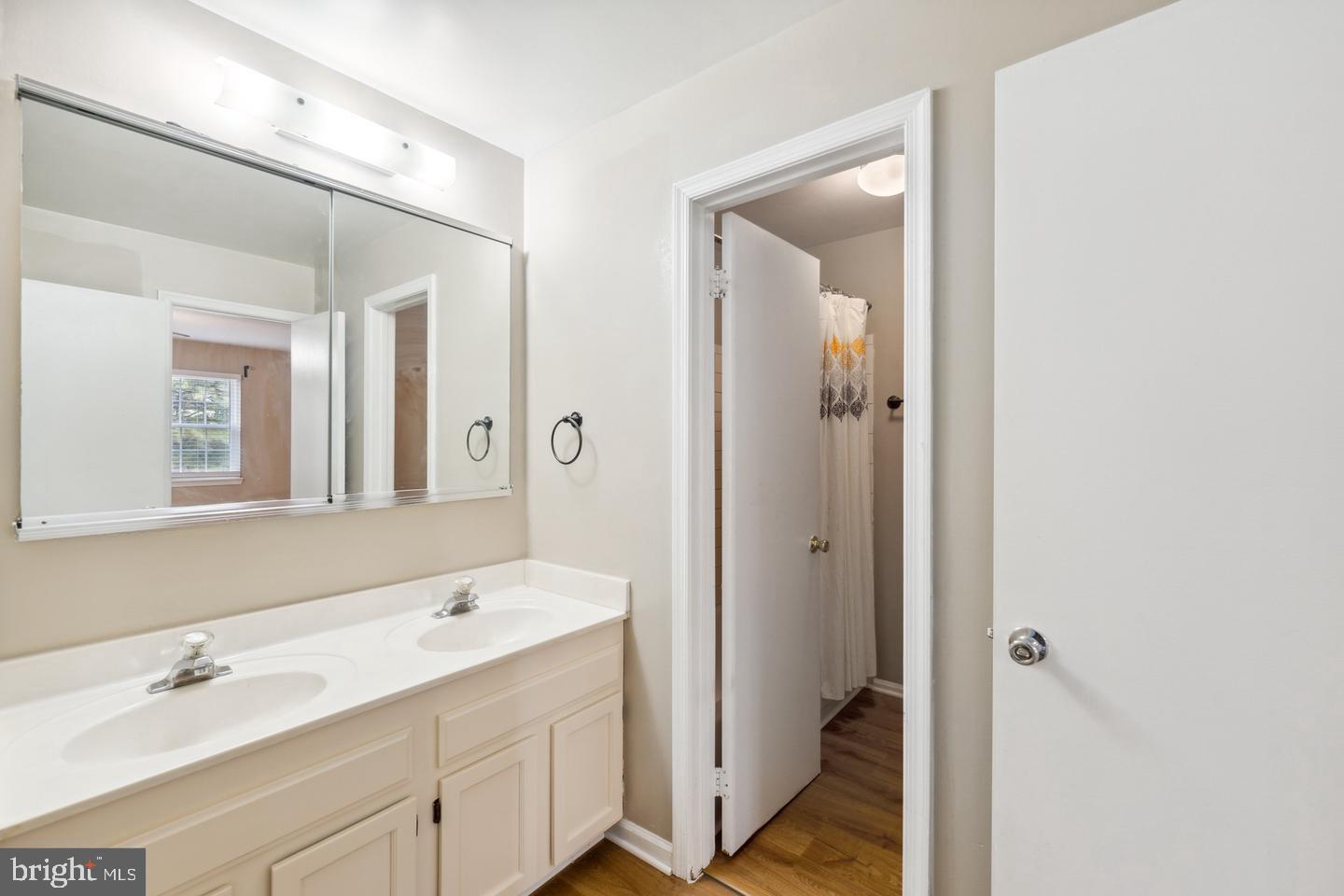 STOCKBRIDGE CONDO - Residential Lease