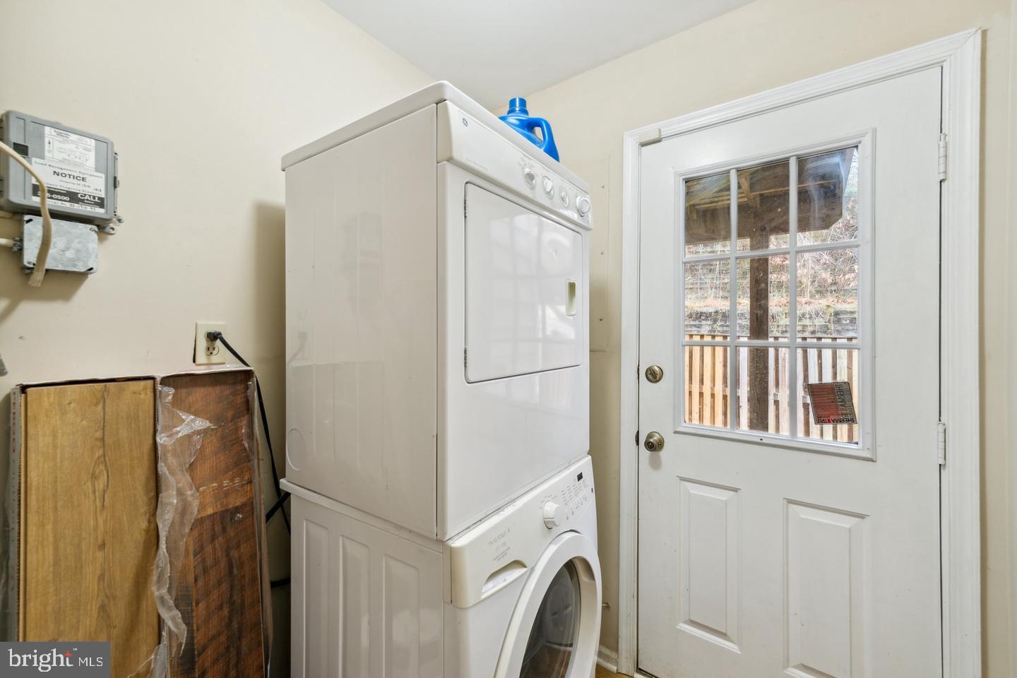 STOCKBRIDGE CONDO - Residential Lease