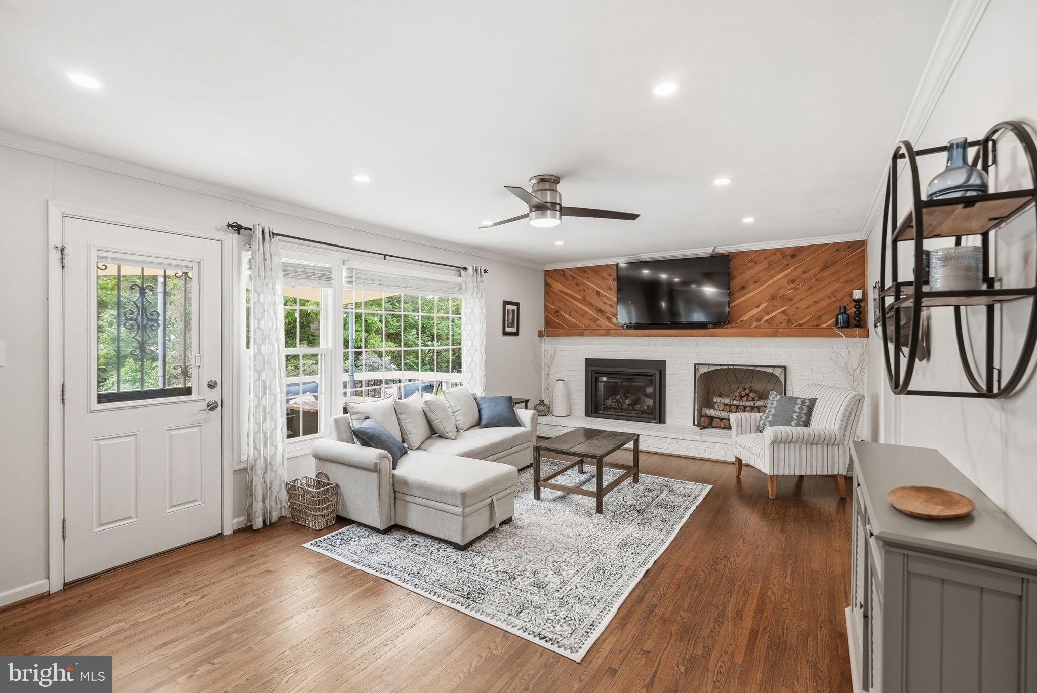 NORBECK MANOR - Residential