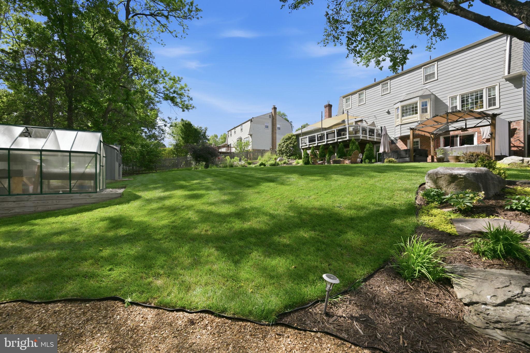 NORBECK MANOR - Residential