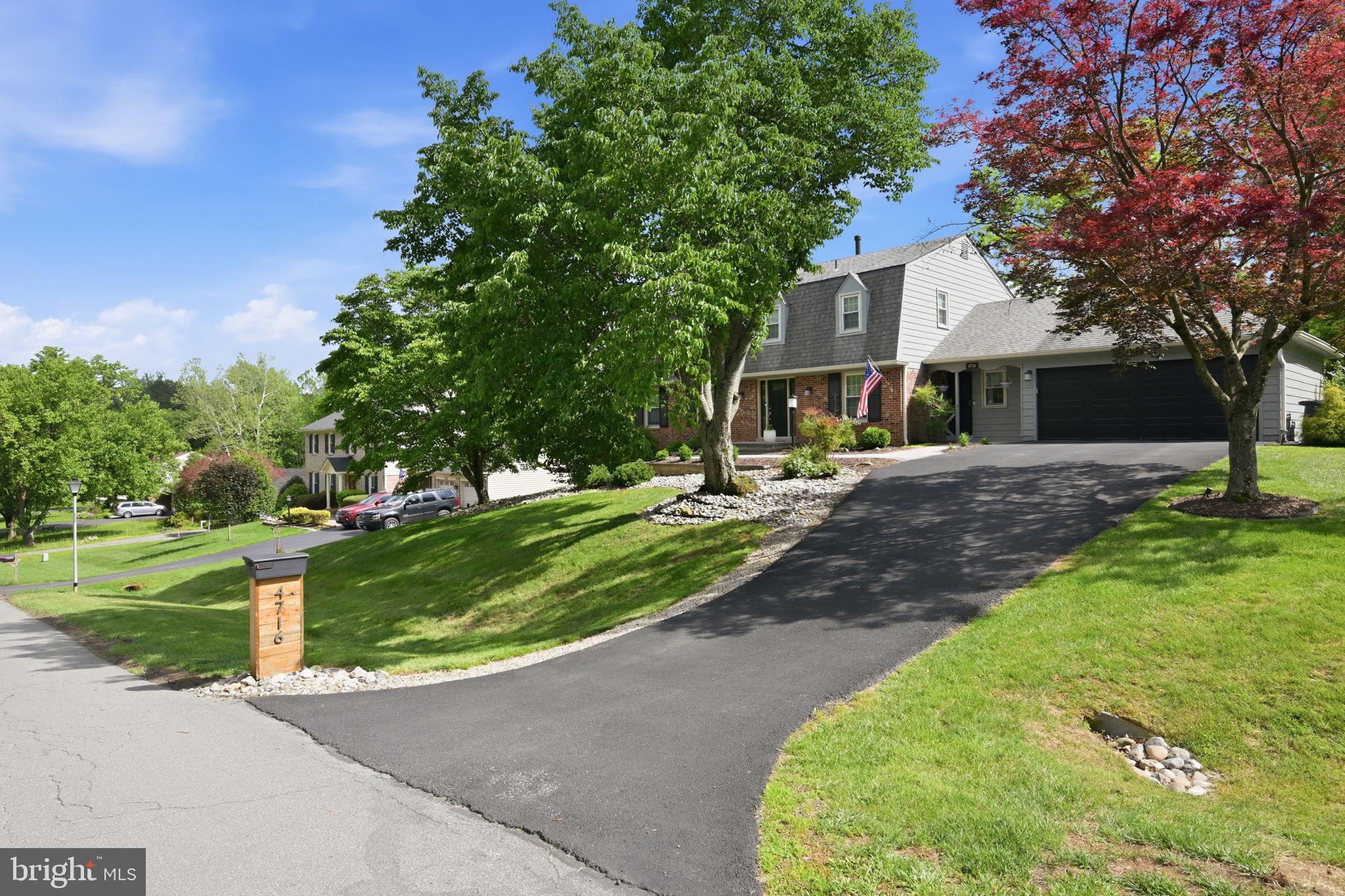NORBECK MANOR - Residential