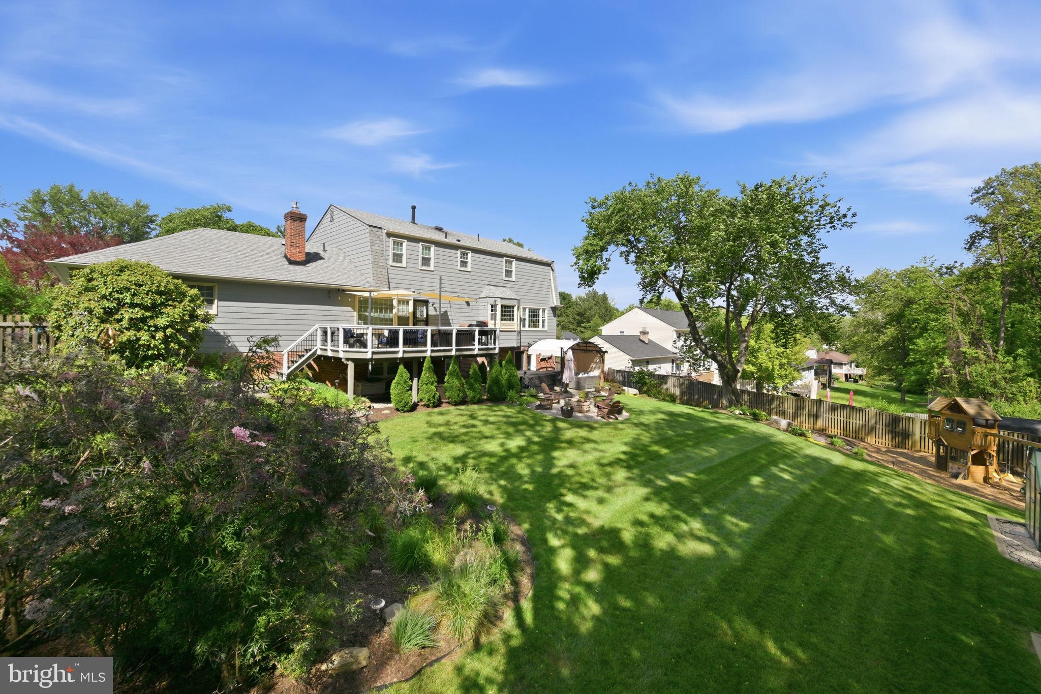 NORBECK MANOR - Residential