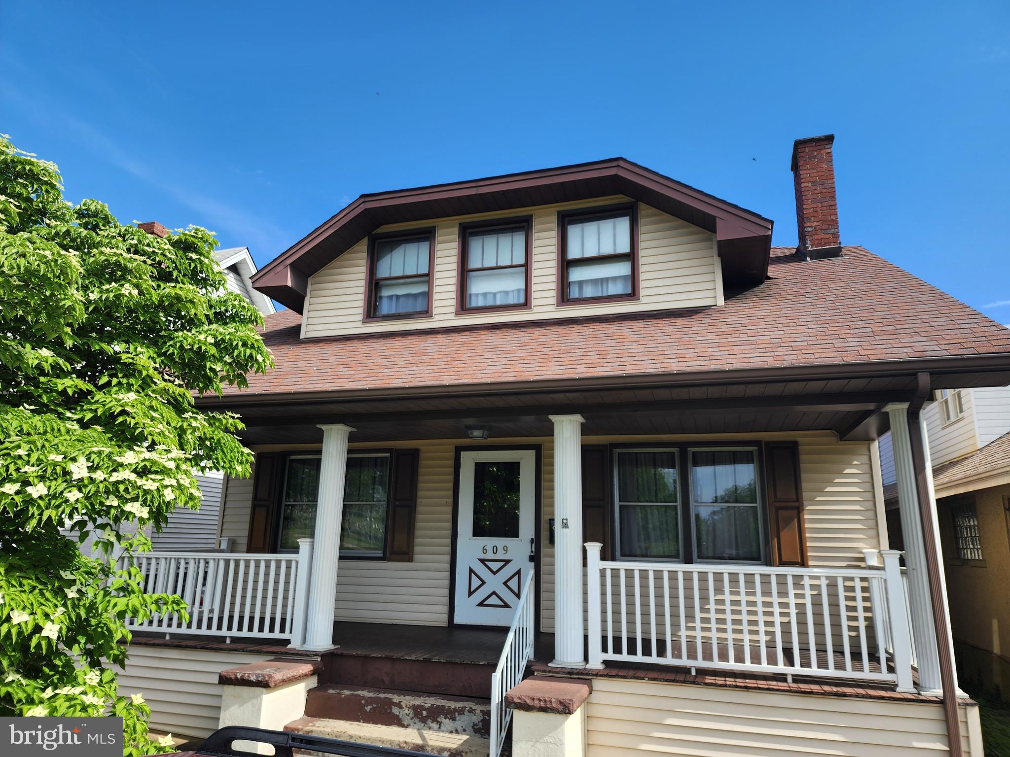 Nestled in Mountian Side Maryland, this charming Craftsman Westside home is full of character,  3  Bedrooms, 1 bath, hardwood floors under carpet, efficient natural gas heating, fireplace, 1 car detached  garage, basement,  walk to GAP trail, and conveniently regional Medical Center within a few miles.