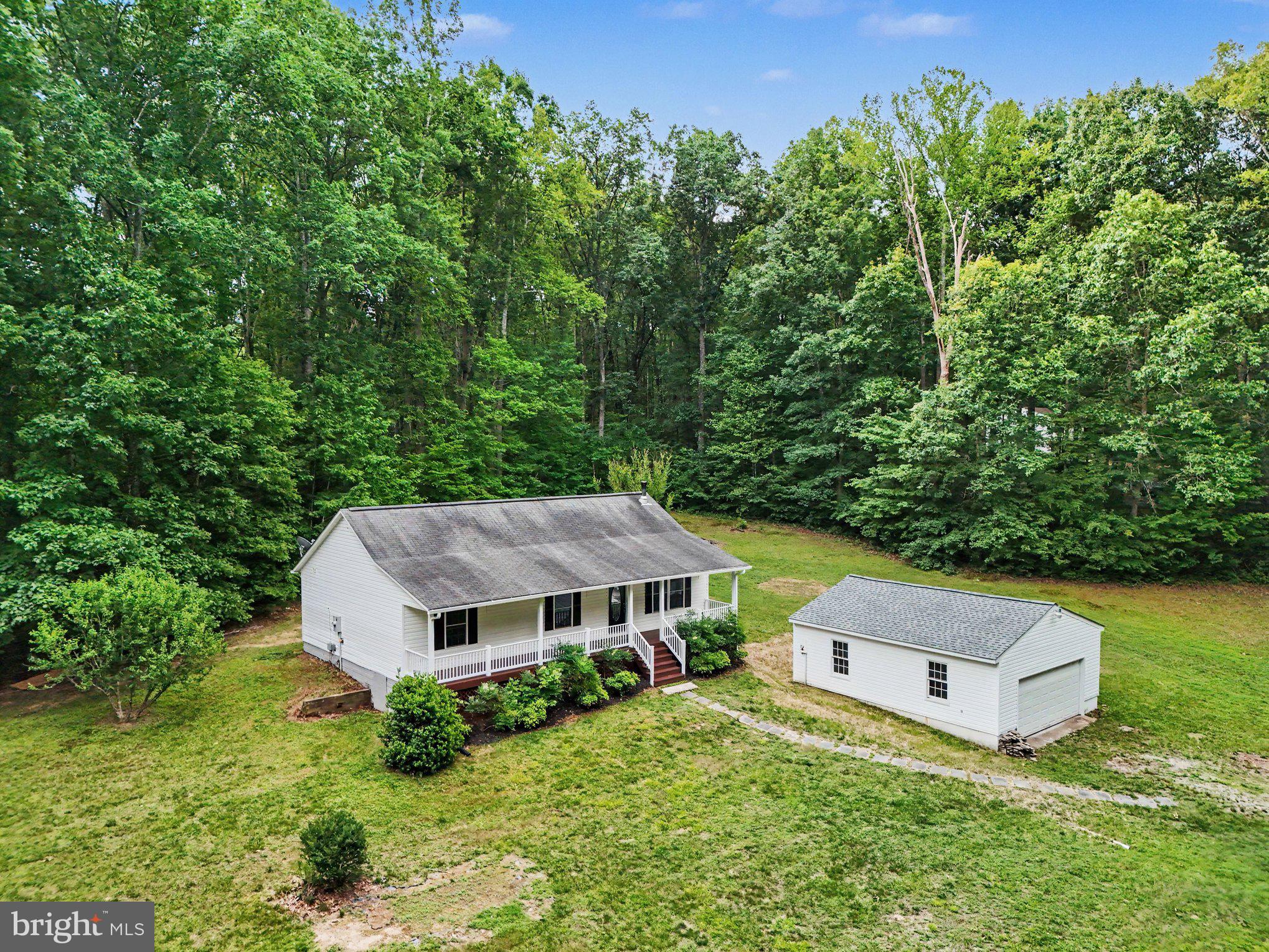 LIVINGSTON VILLAGE - Residential