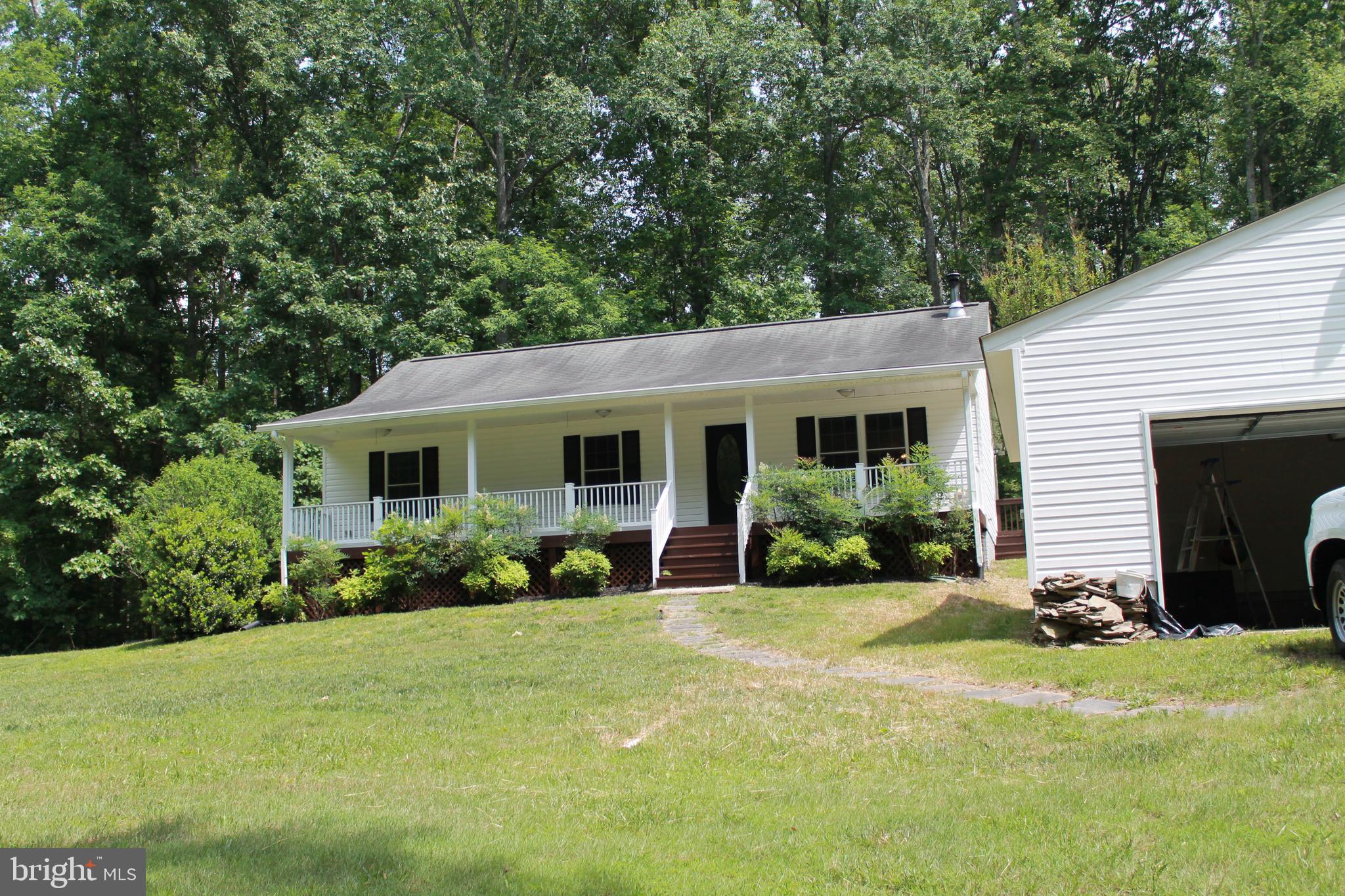LIVINGSTON VILLAGE - Residential