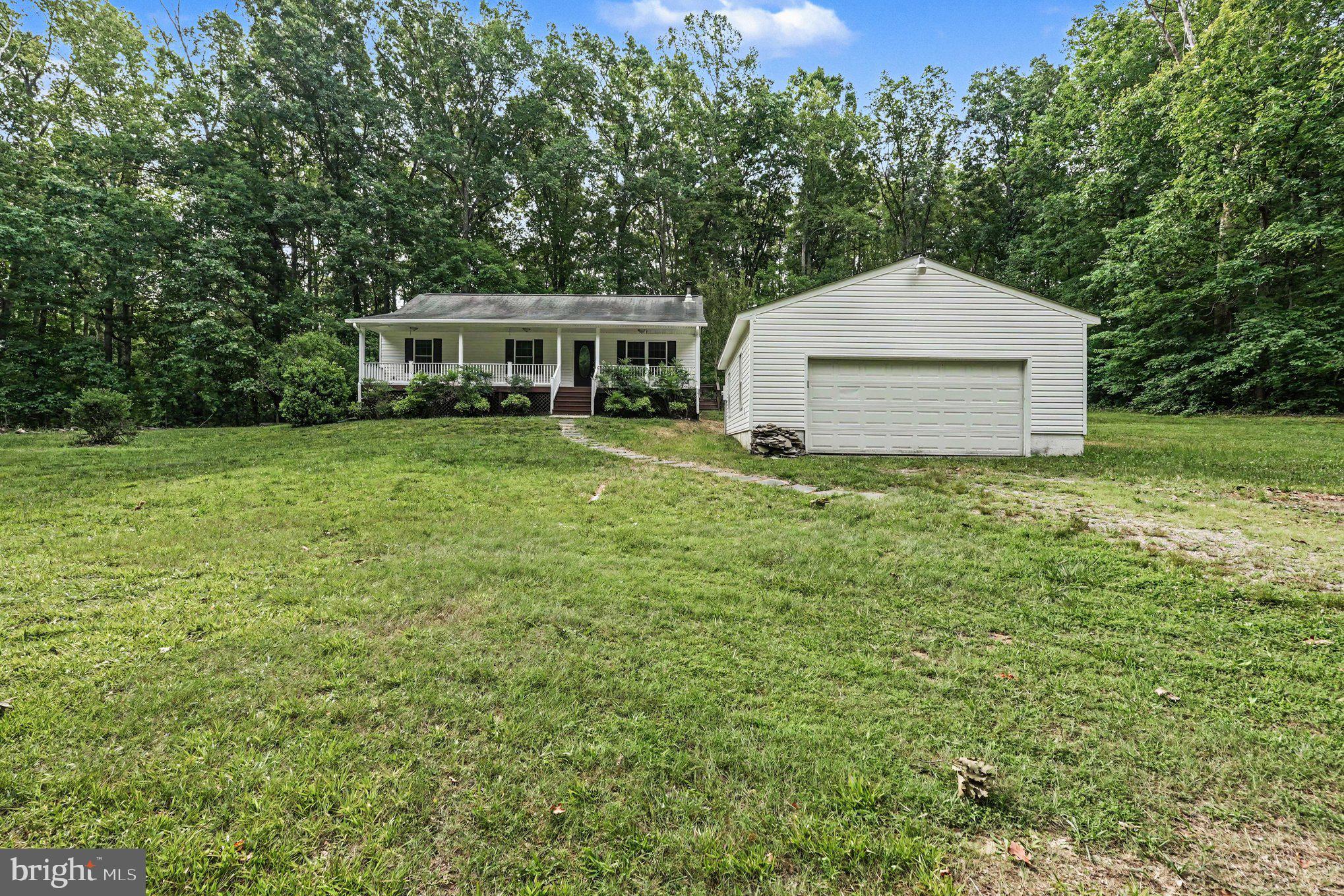 LIVINGSTON VILLAGE - Residential