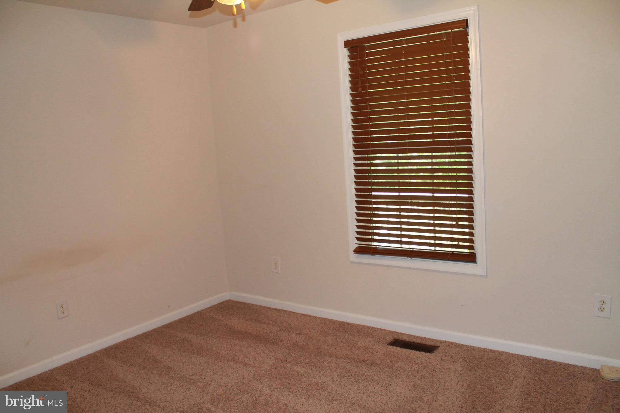 LIVINGSTON VILLAGE - Residential