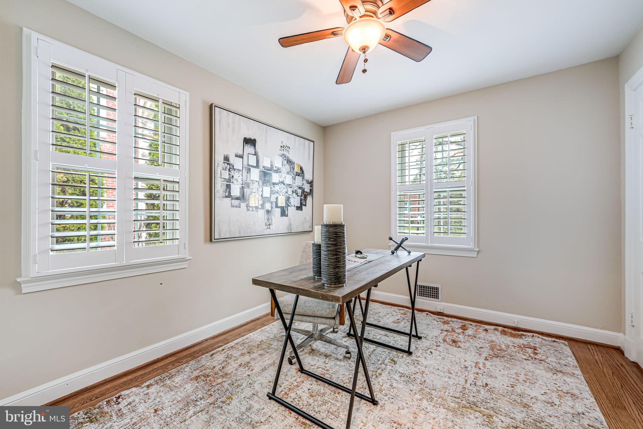 ARLINGTON HEIGHTS - Residential