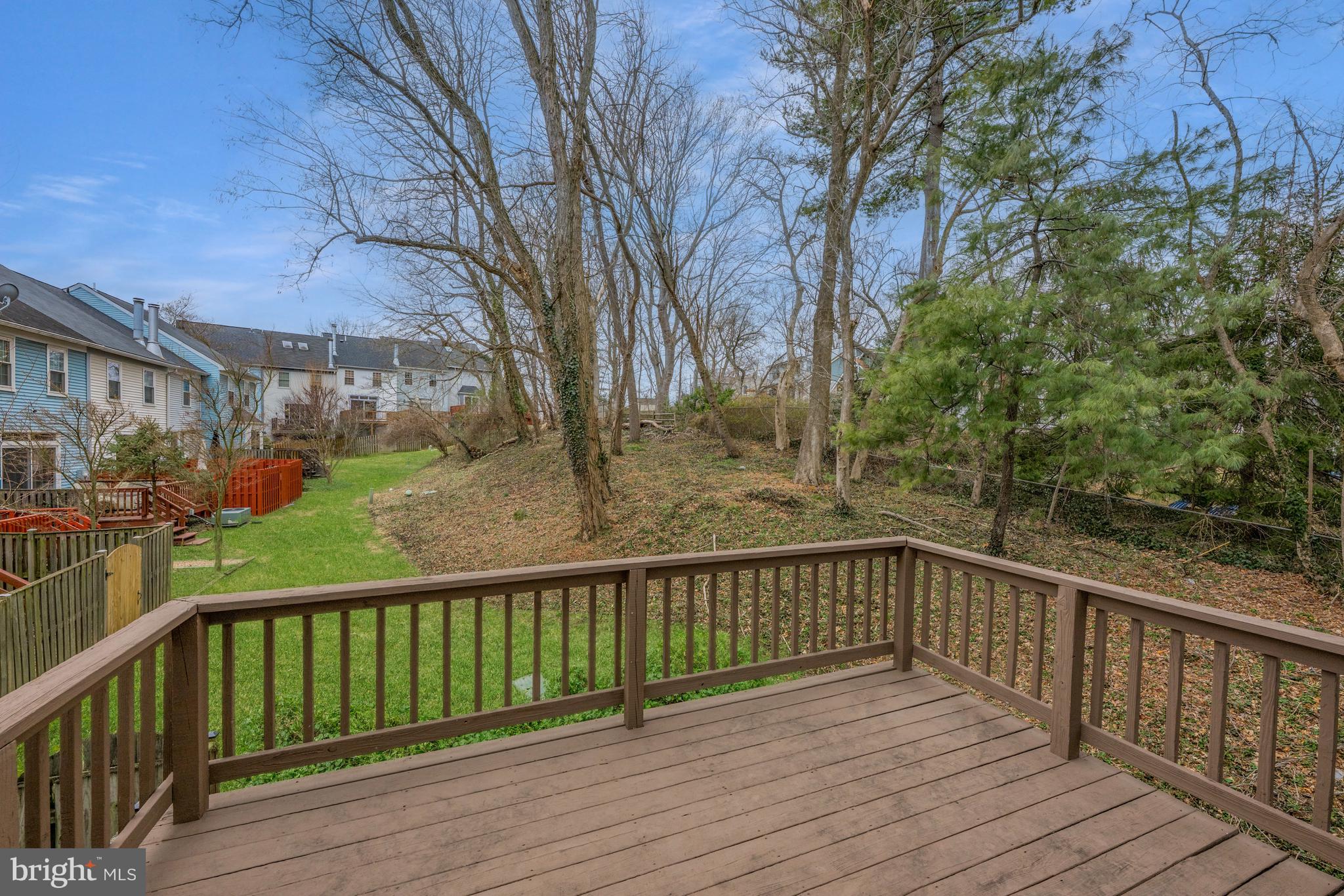 WOODSIDE - Residential