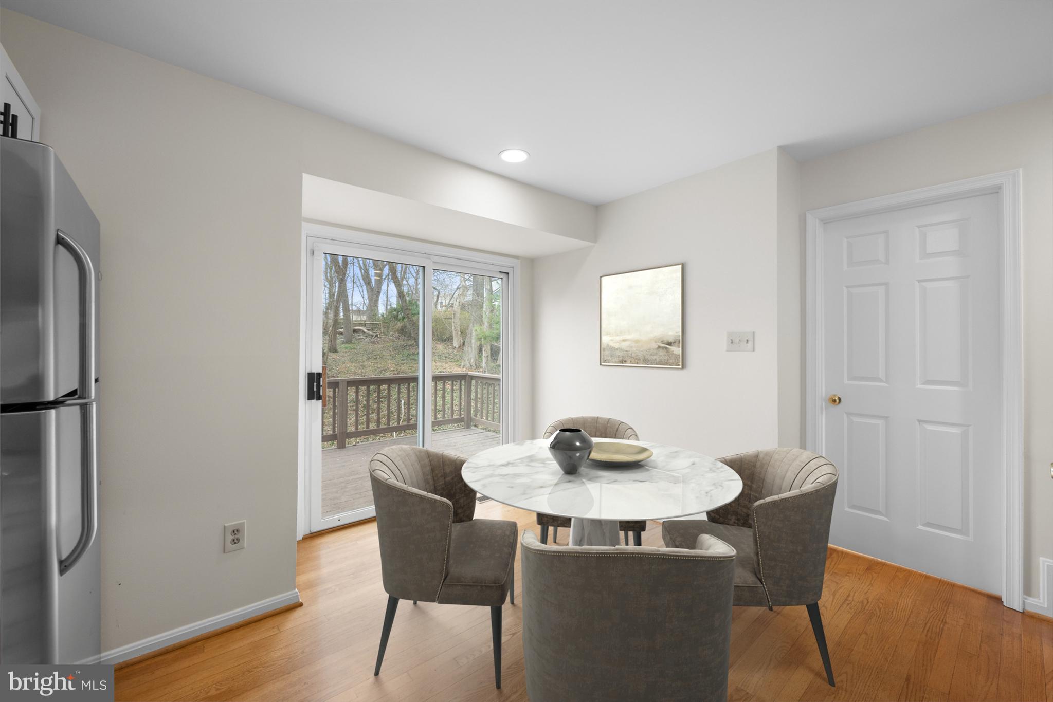 WOODSIDE - Residential