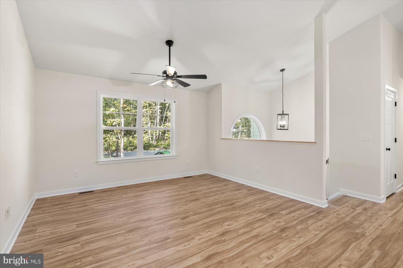 LAKE CAROLINE - Residential