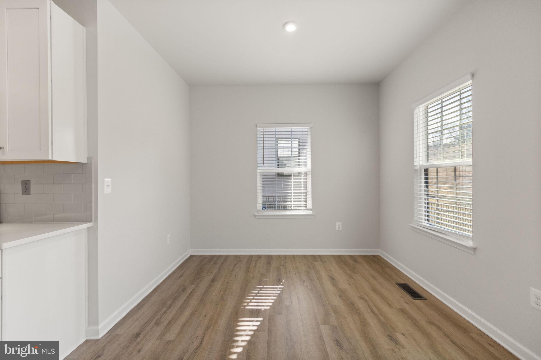 FREDERICKSBURG - Residential Lease