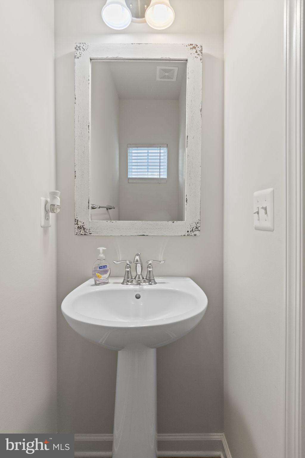 FREDERICKSBURG - Residential Lease